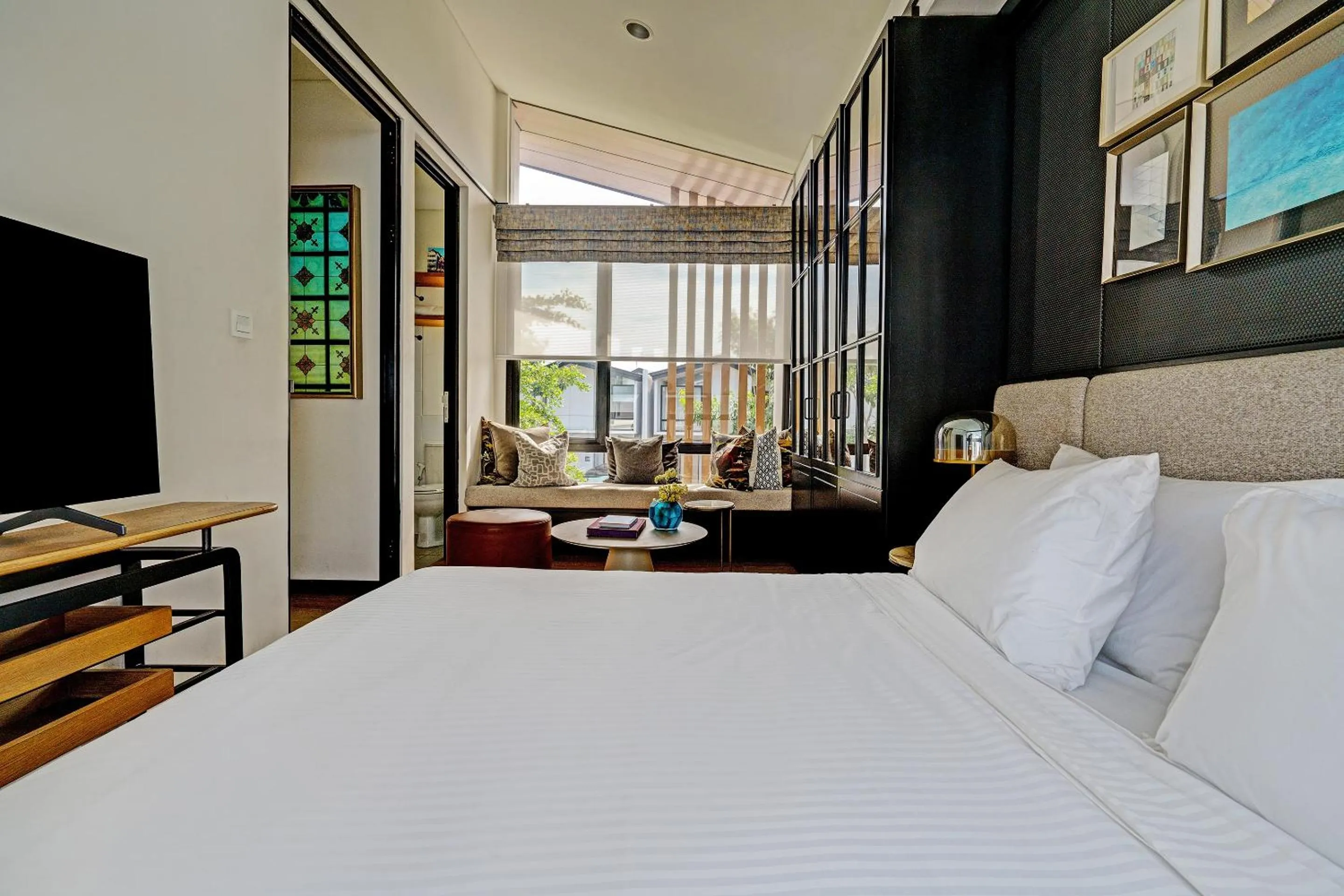 Bedroom in OYO Life 92719 Rolling Hills Residence Karawang