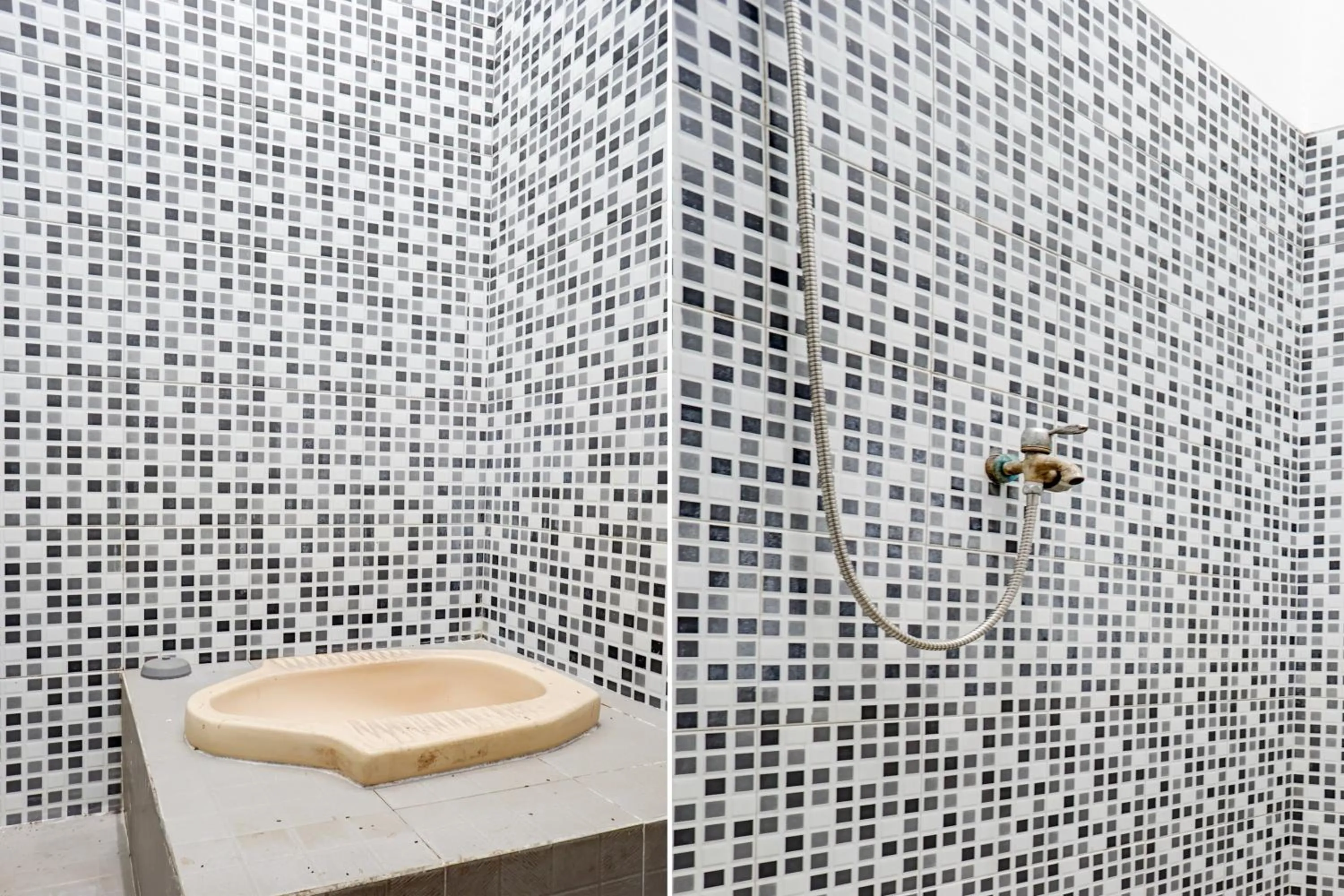 Bathroom in OYO Life 93017 Kost H Soeroso