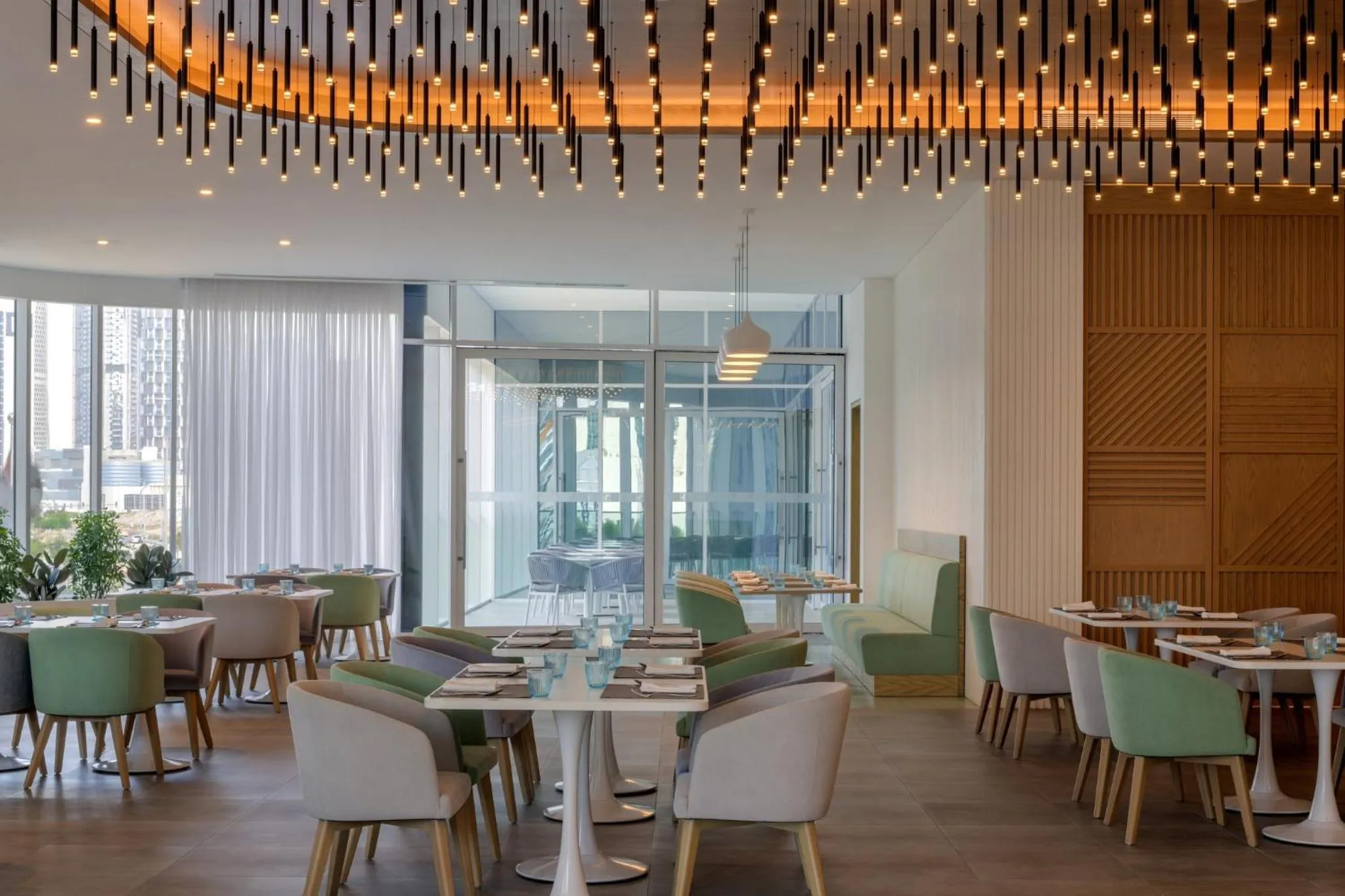Restaurant/places to eat in Holiday Inn Dubai Business Bay by IHG