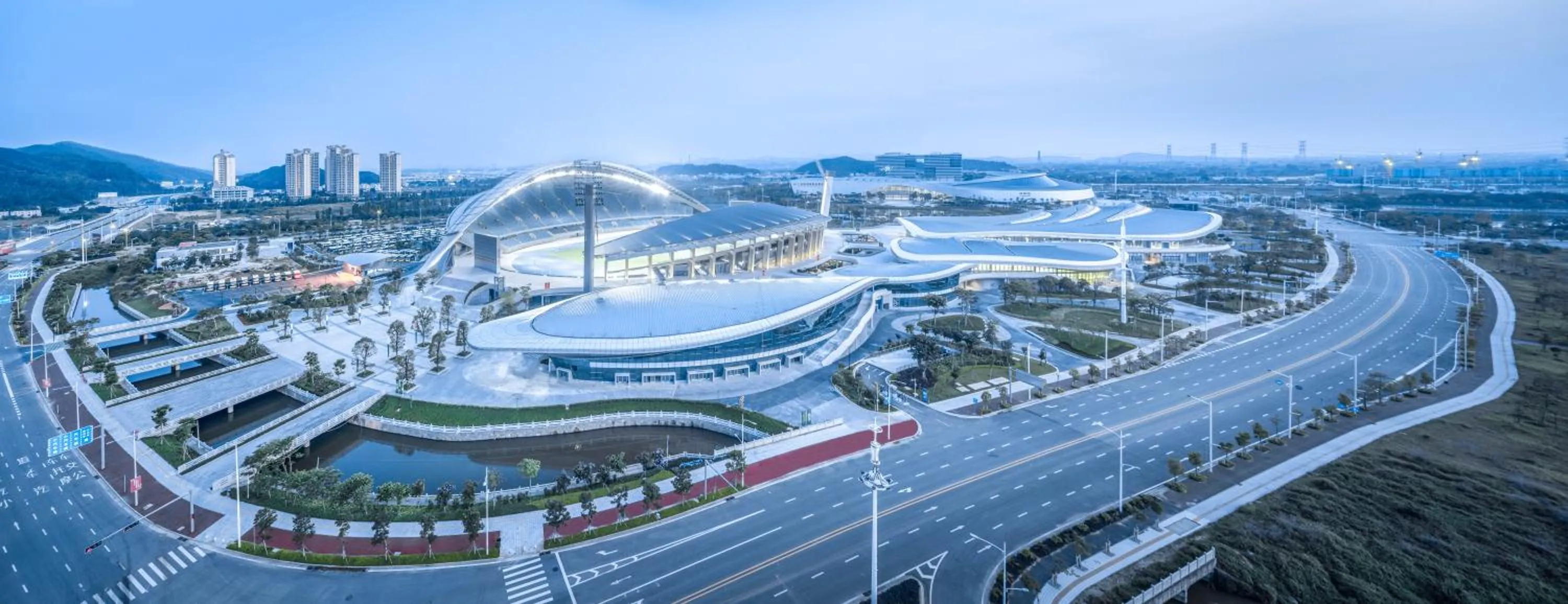 Nearby landmark in Crowne Plaza Jiangmen Binjiang by IHG