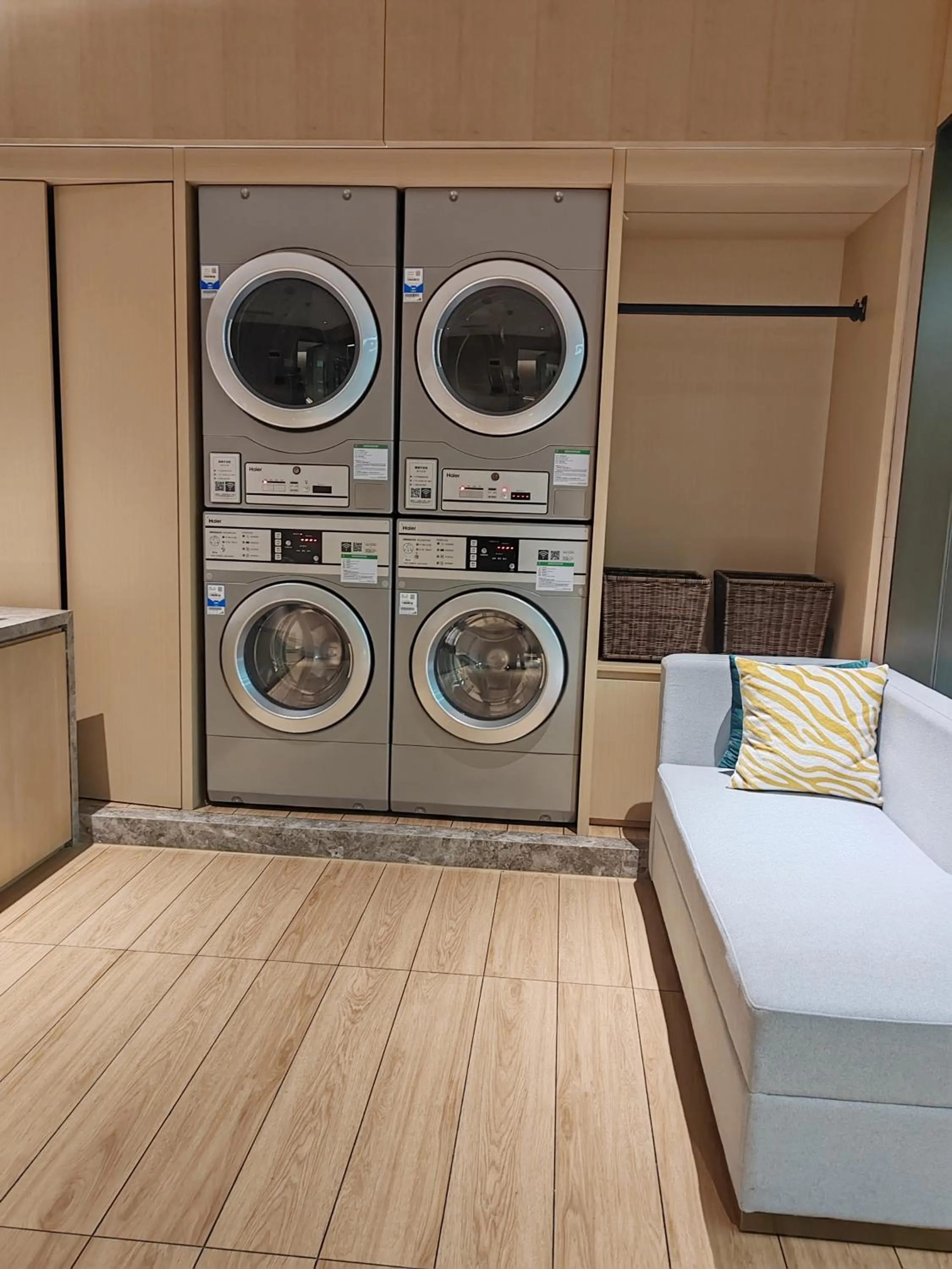 washing machine in Holiday Inn Tongxiang