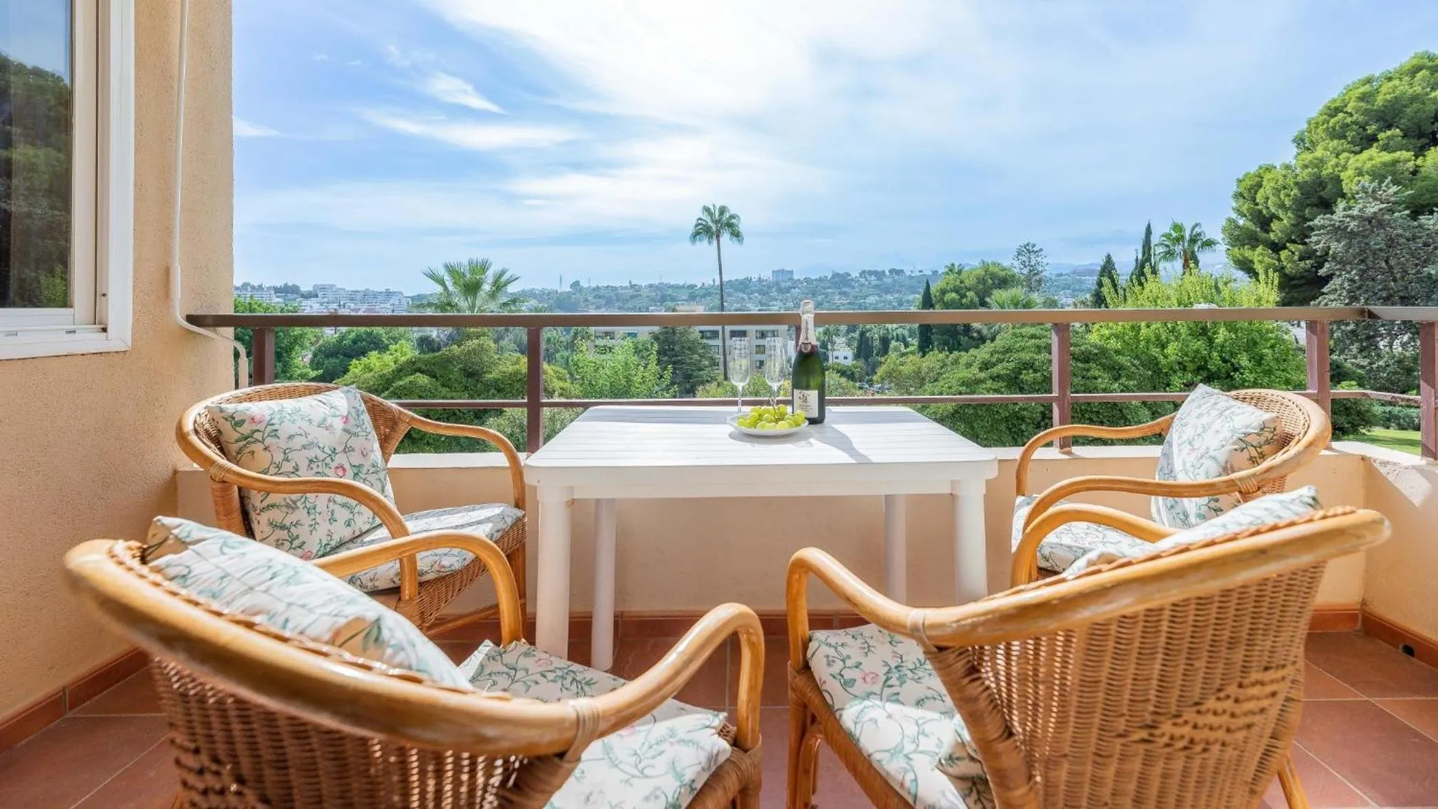 Charming Golfers Place Puerto Banus