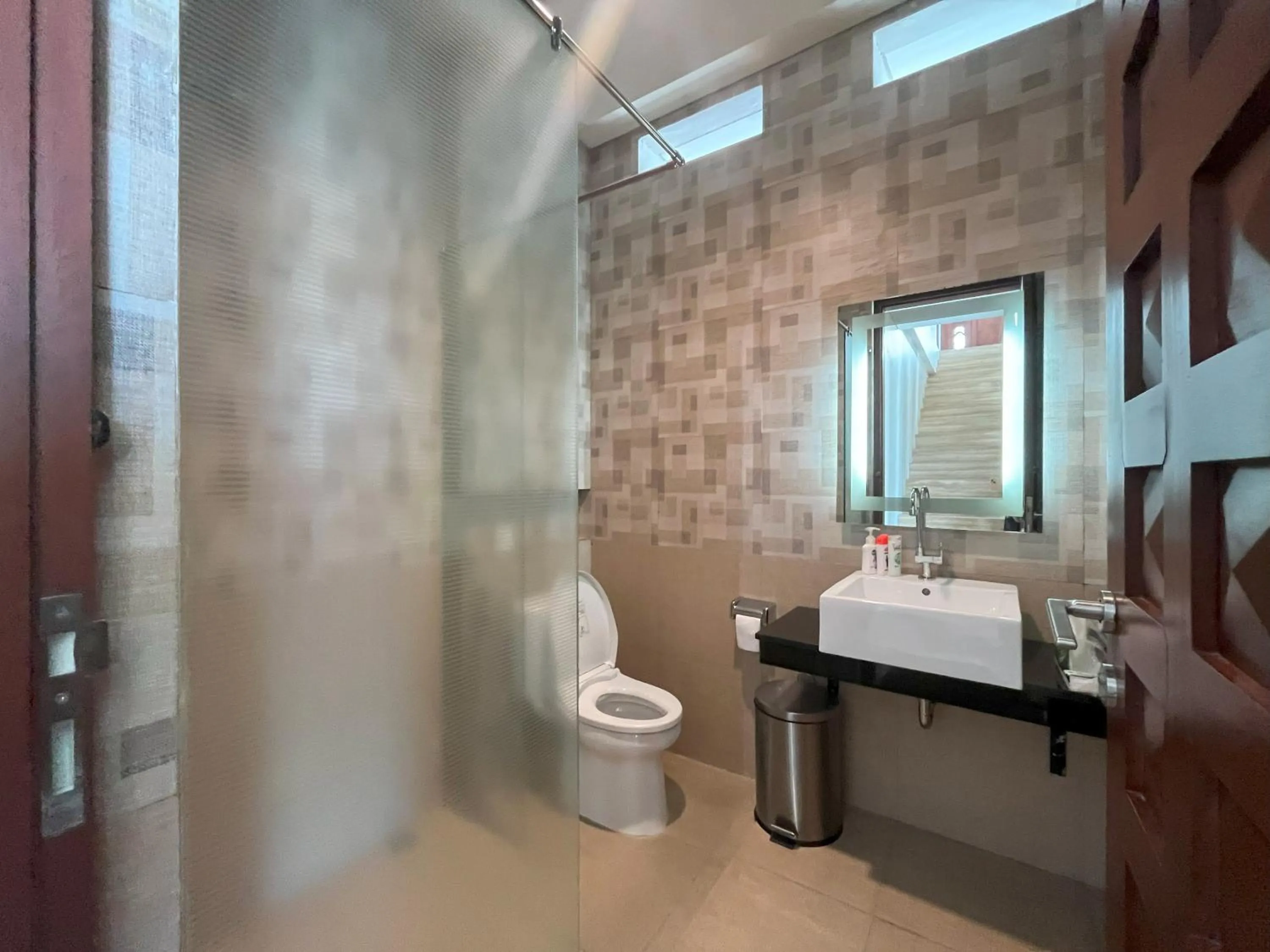 Shower in Lavender - Taman Tanda