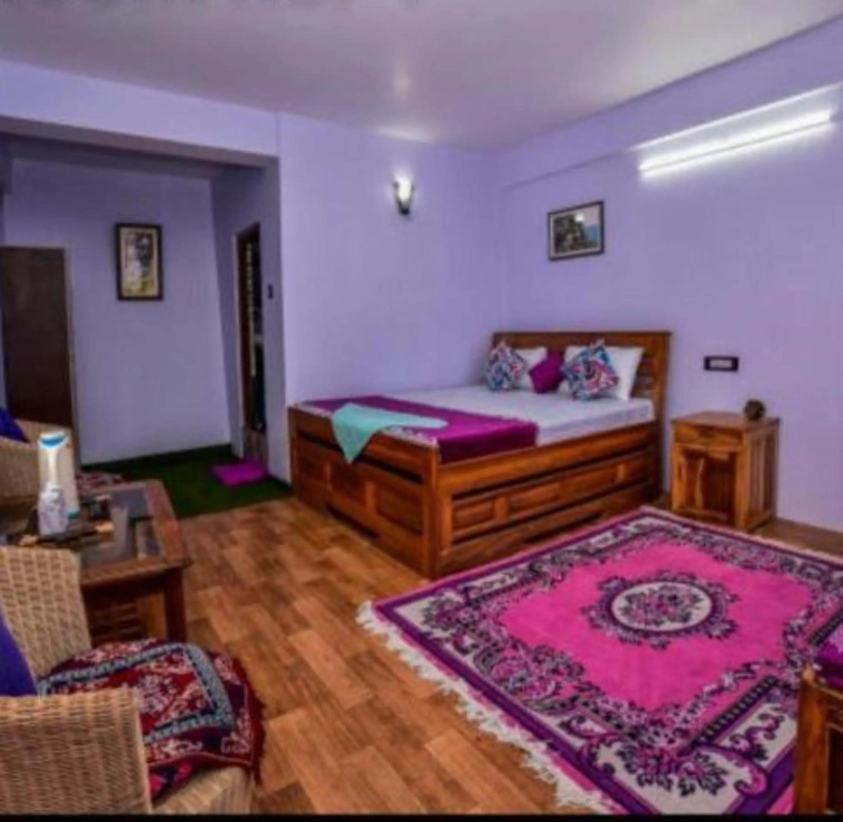 Bed in GRG Tharbaling Homestay Darjeeling