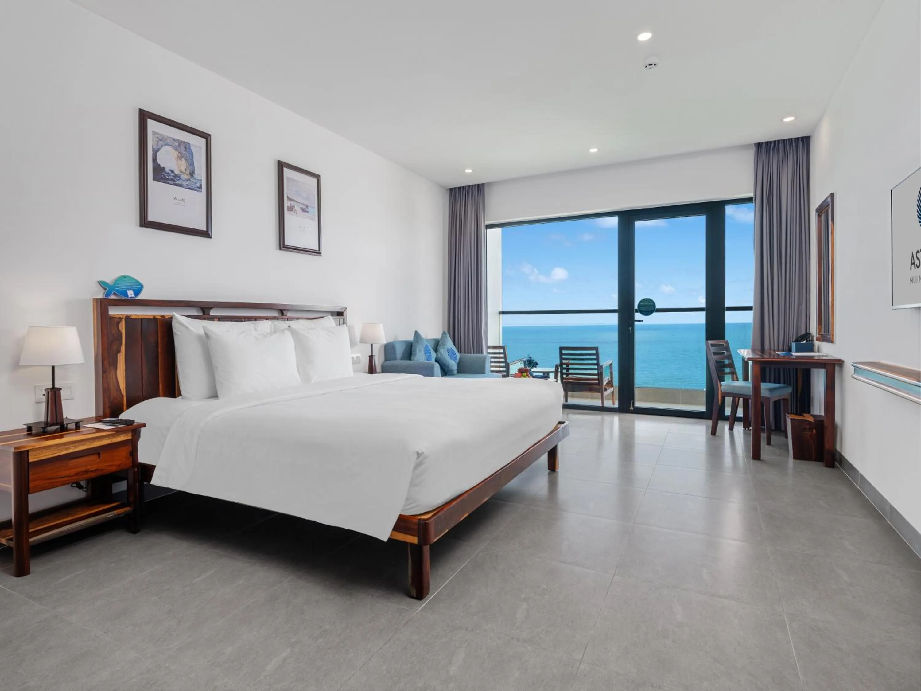 Bed in Asteria Mui Ne Resort