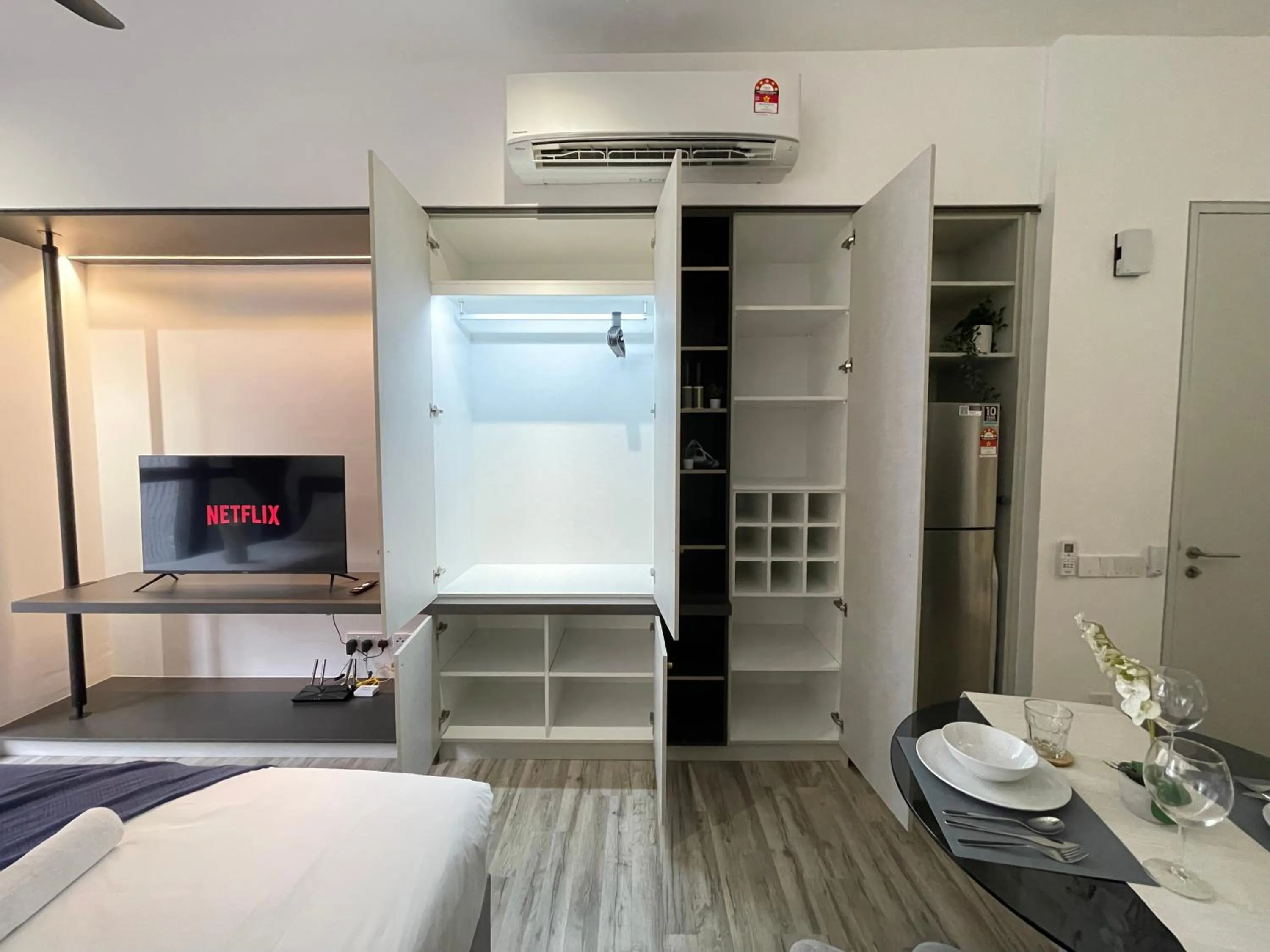 Bed in Millerz Square by KL Minsu