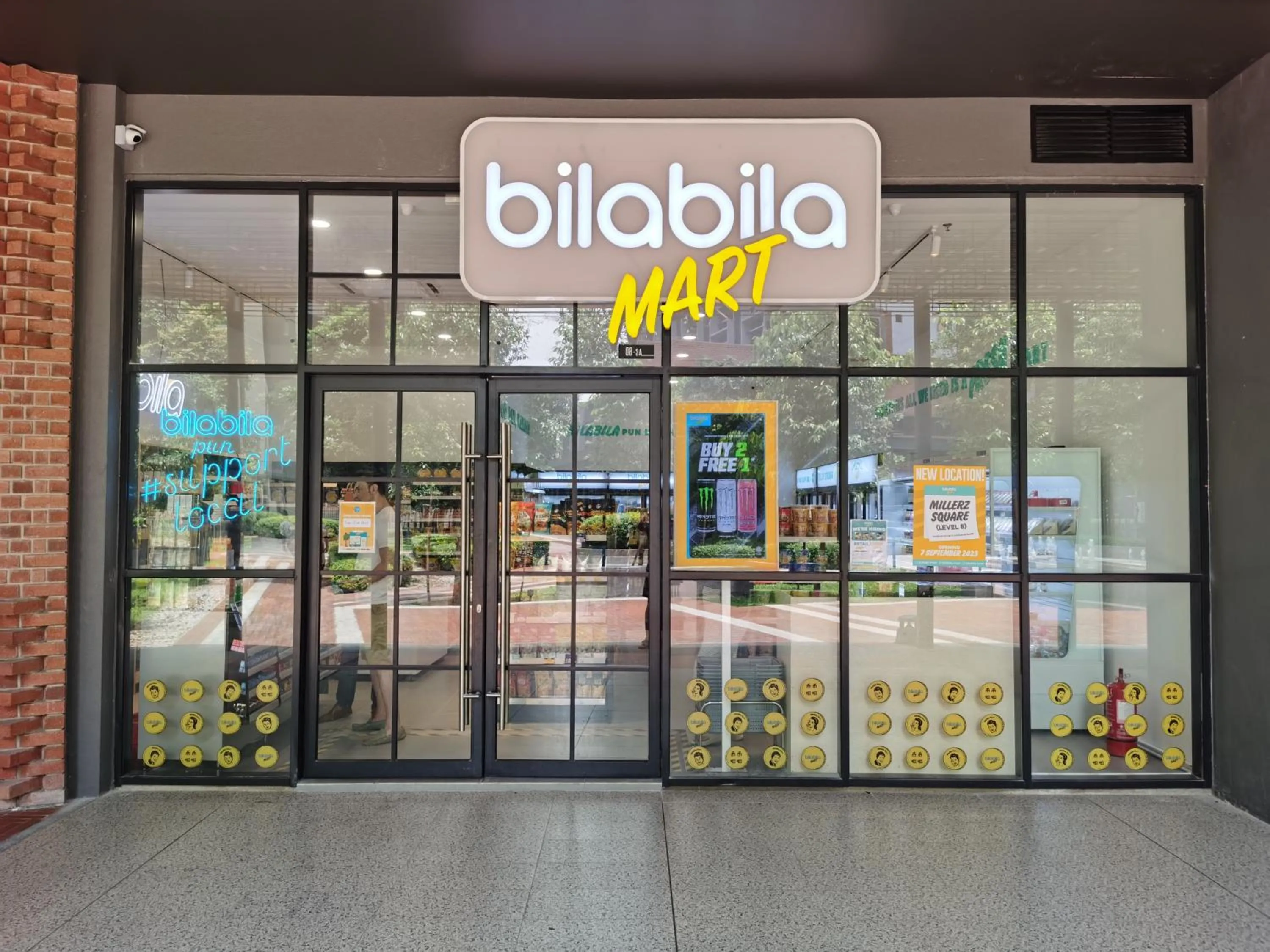 On-site shops in Millerz Square by KL Minsu