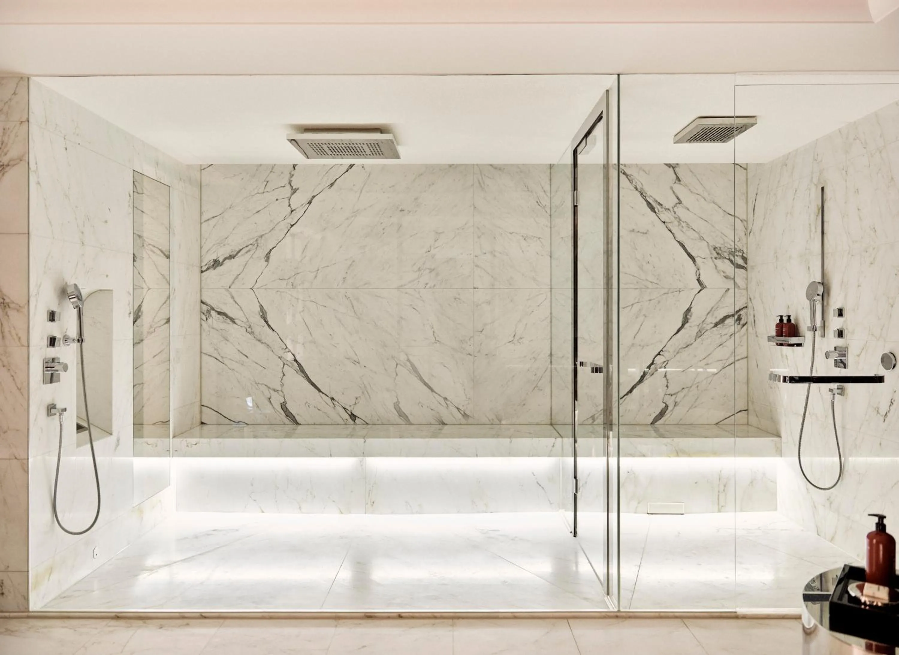 Shower in Park Hyatt Vienna