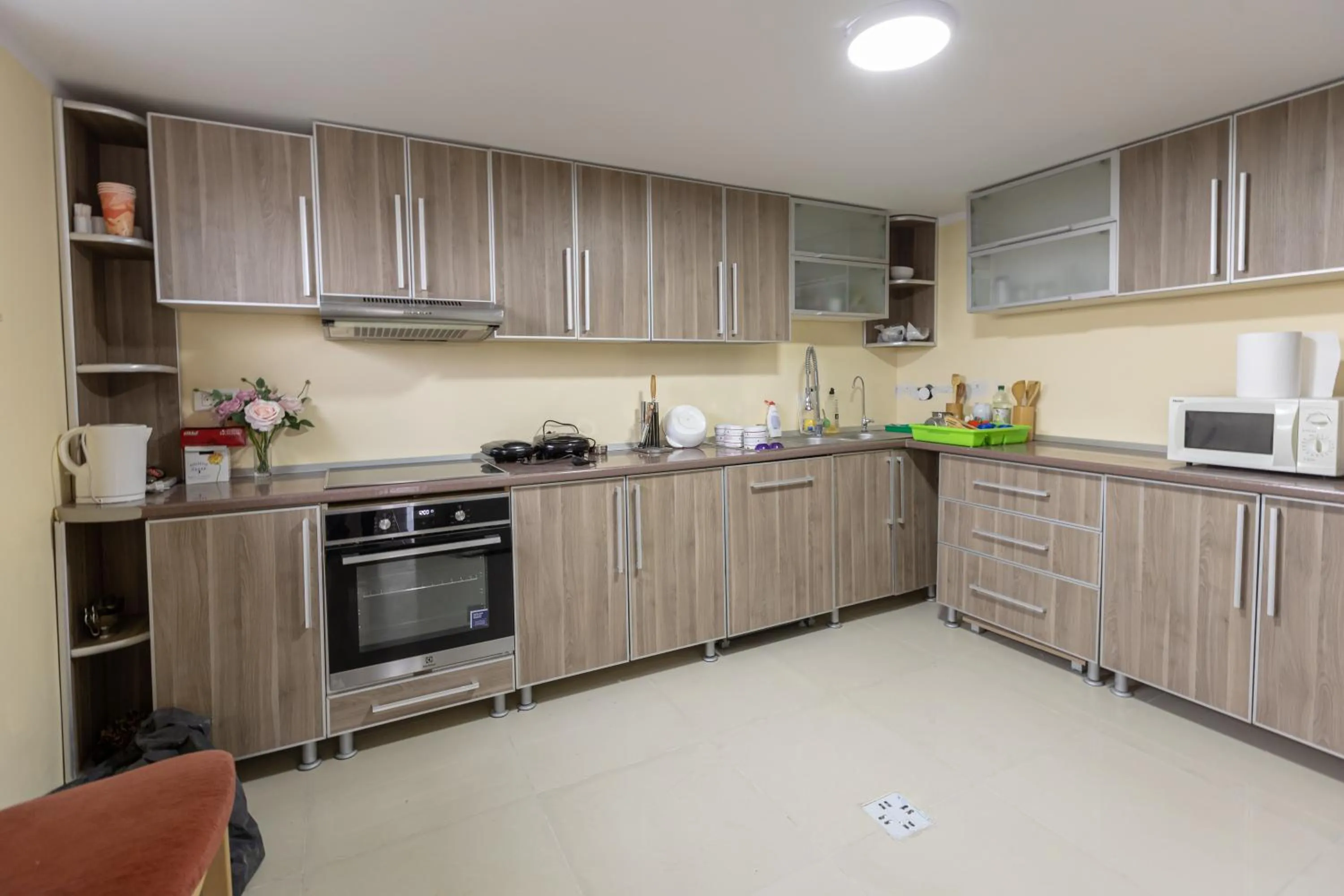 Communal kitchen in Villa Class