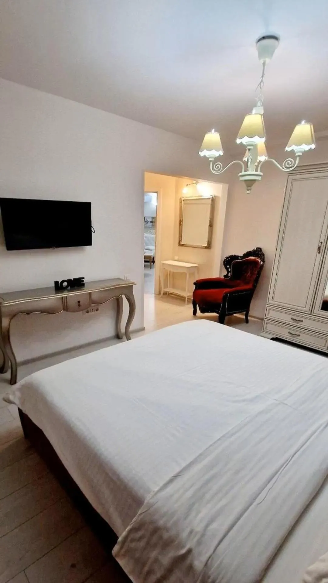 Bedroom, Bed in Hotel Jolie Apartments