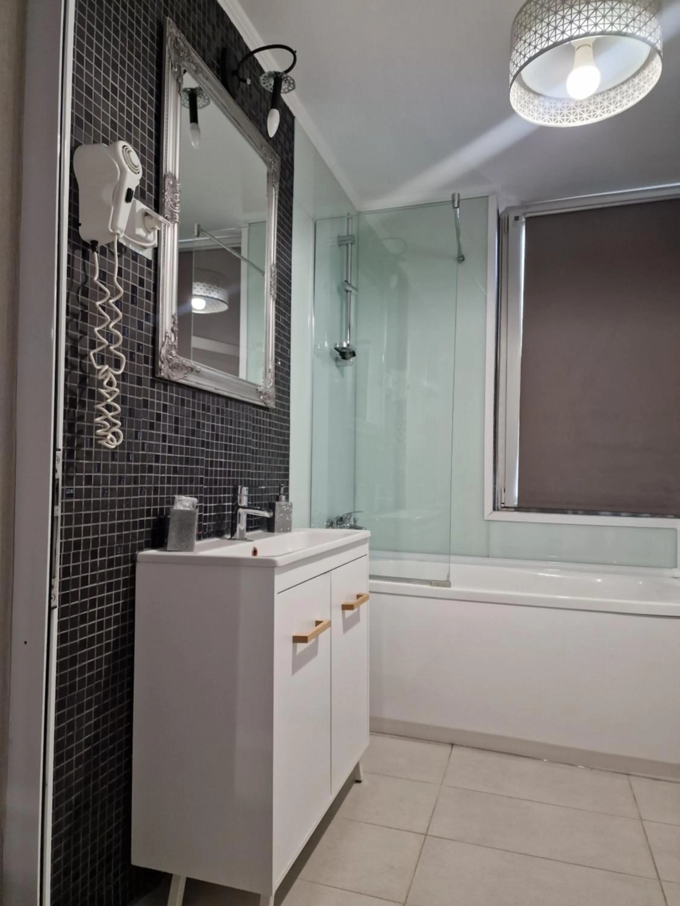 Bathroom in Hotel Jolie Apartments