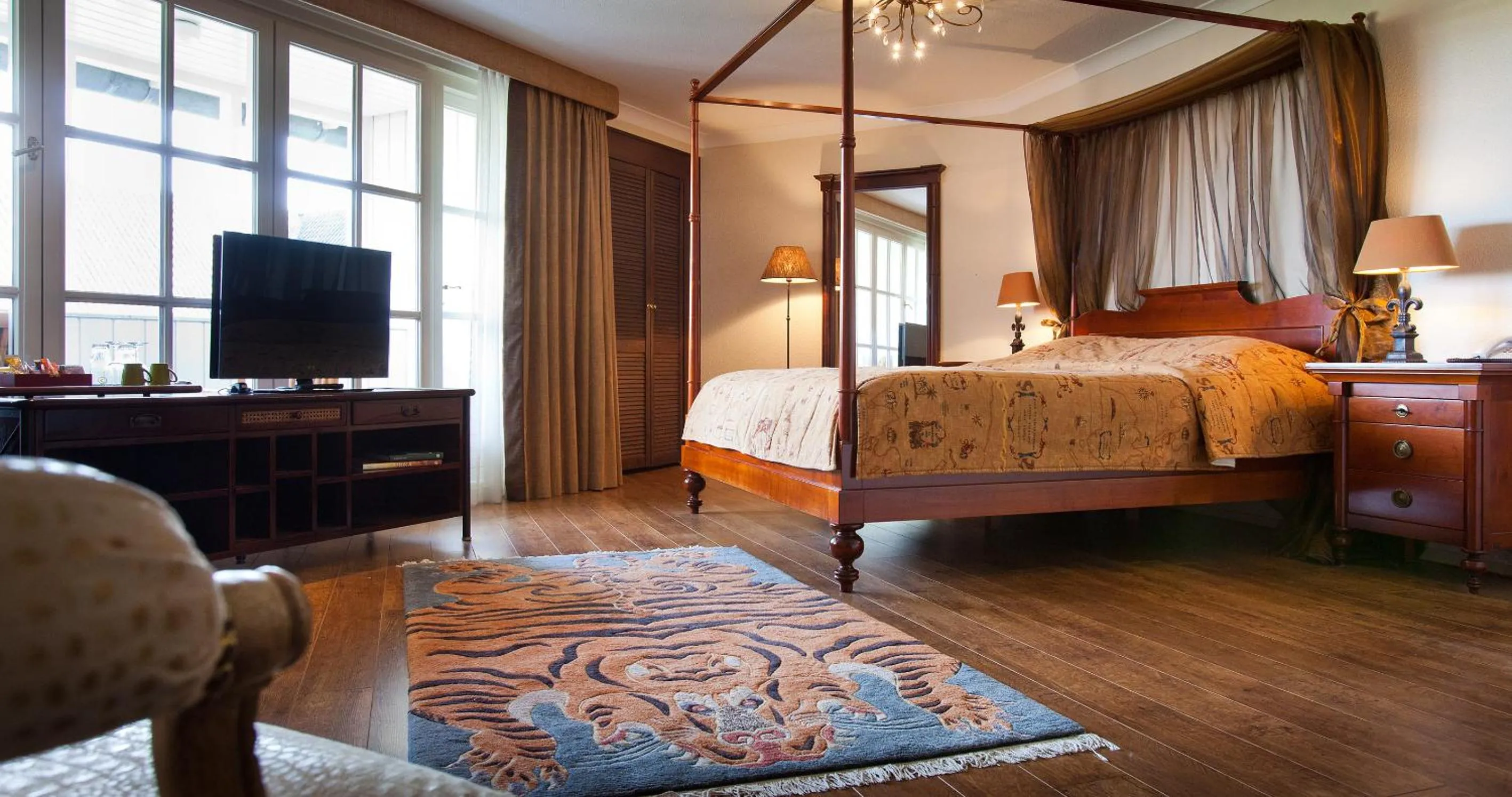 Bedroom, Bed in Landhuishotel De Bloemenbeek