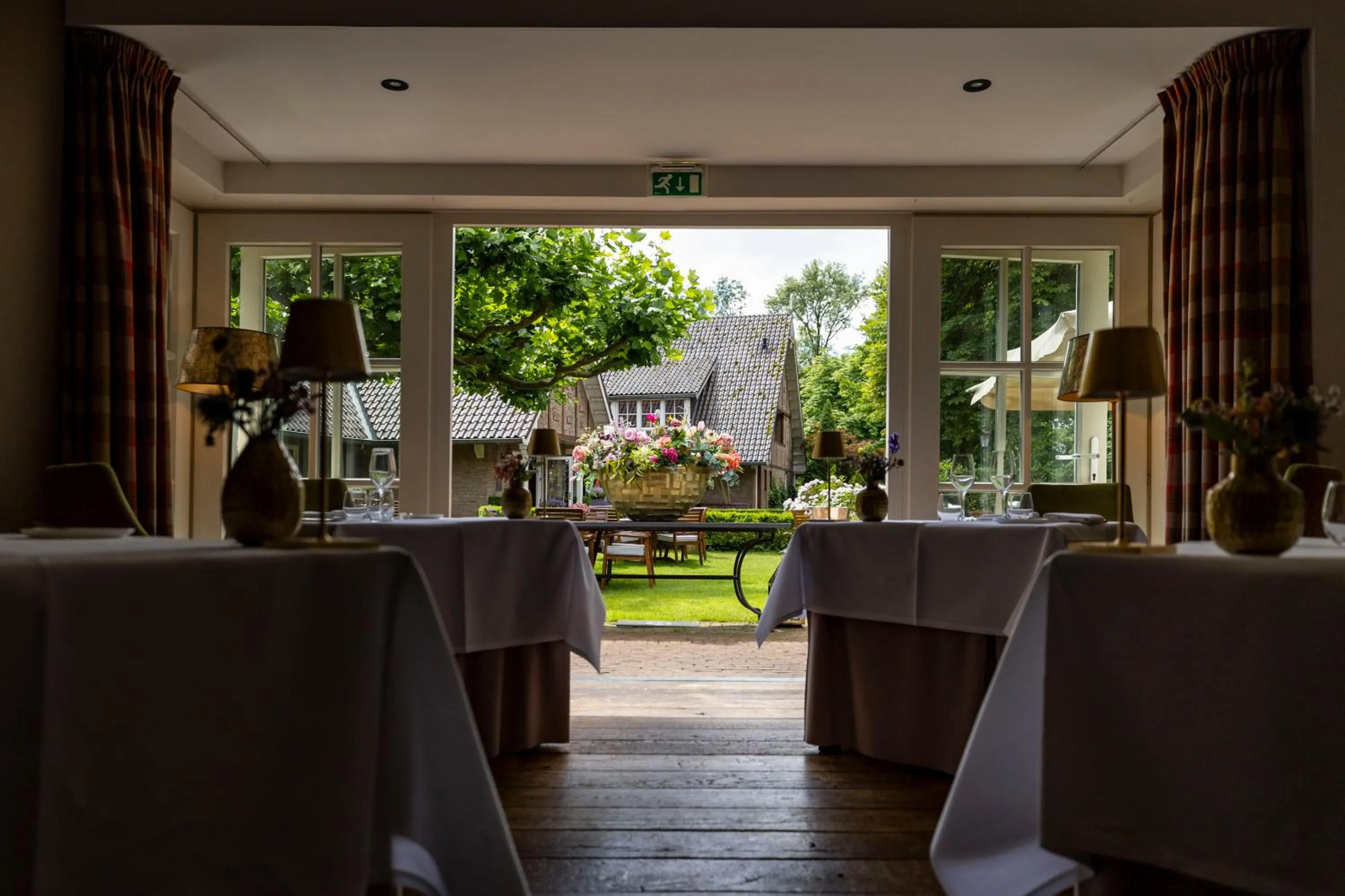 Restaurant/places to eat in Landhuishotel De Bloemenbeek