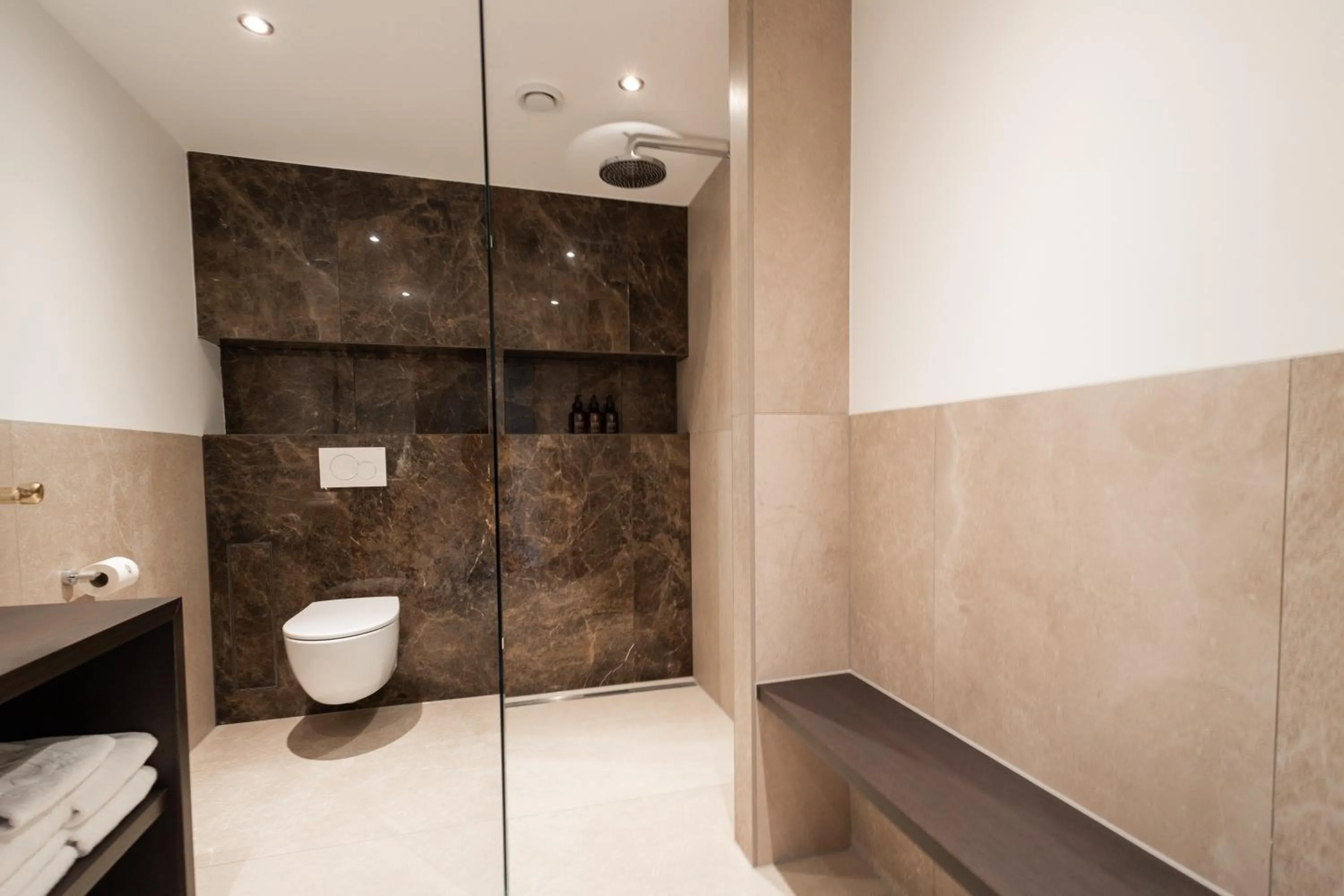 Bathroom in Landhuishotel De Bloemenbeek