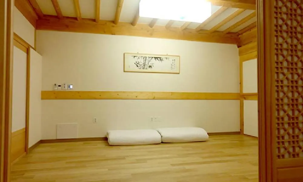 Bedroom, Bed in Hwangnamguan Hanok Village