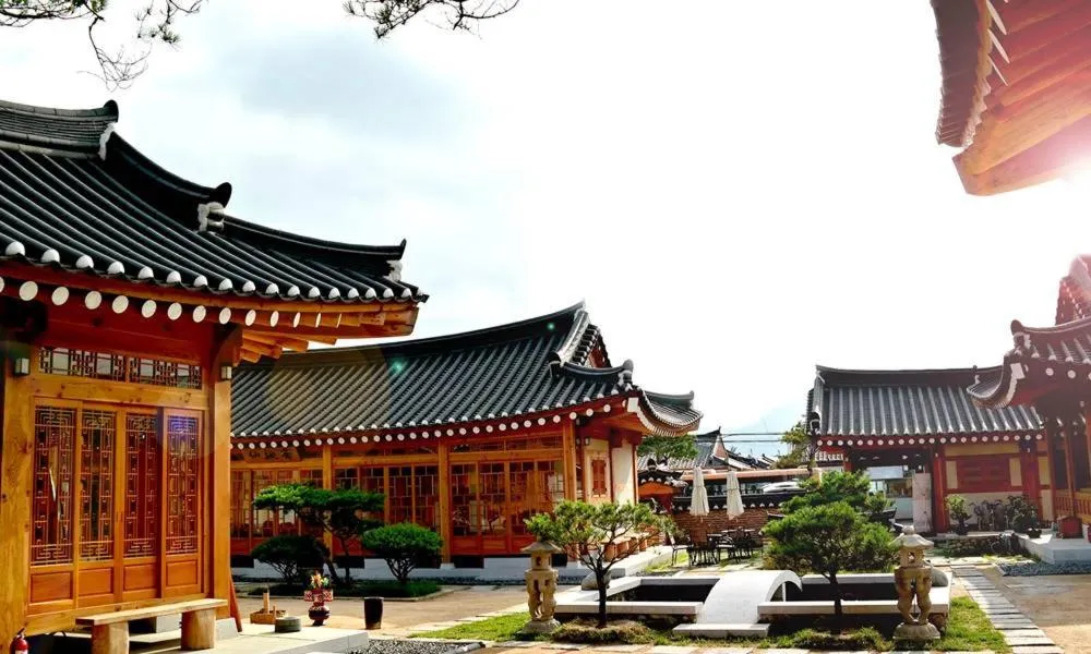 Property building in Hwangnamguan Hanok Village