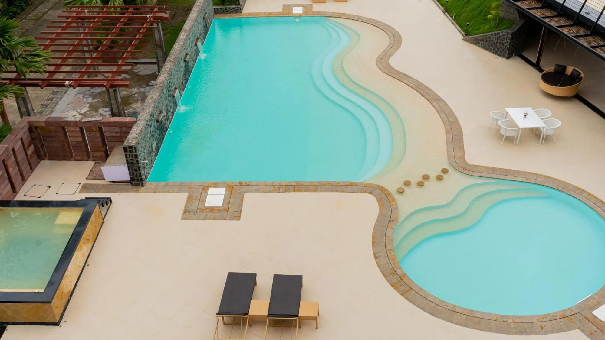 Swimming pool in Monk's Nirvanaa Hotel & Resort