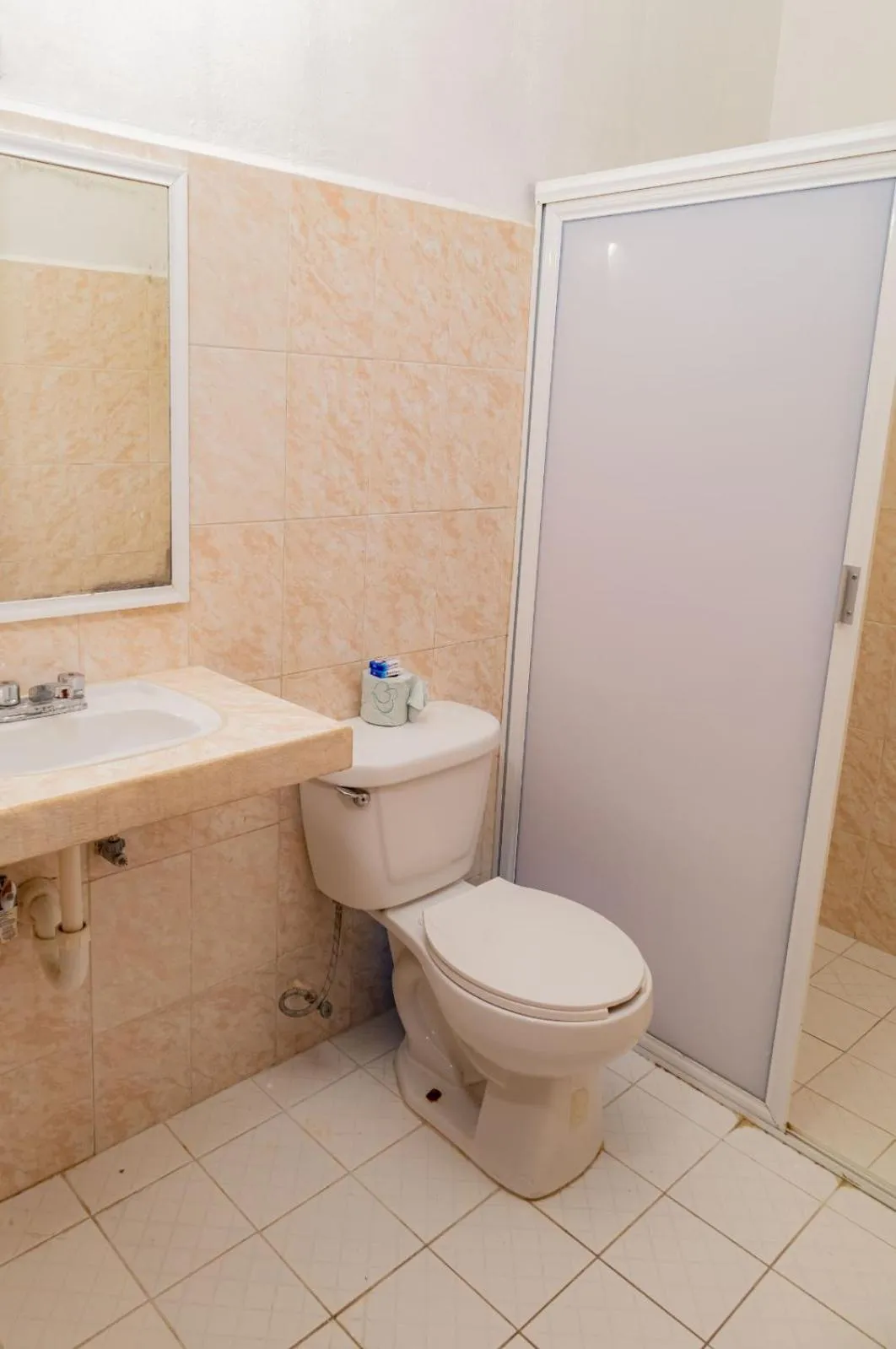 Bathroom in Hotel Las Palmas en Laurel