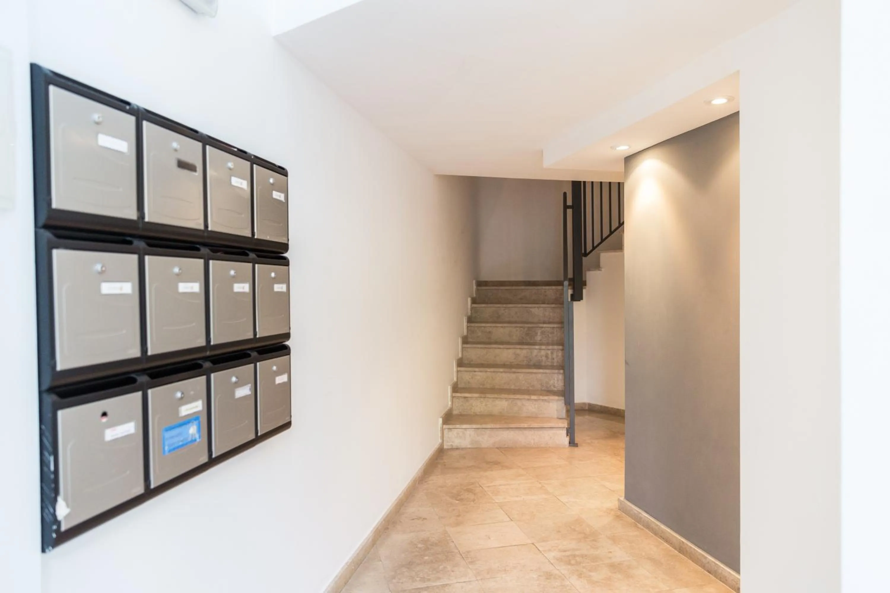 Property building in Habitaciones Barra89