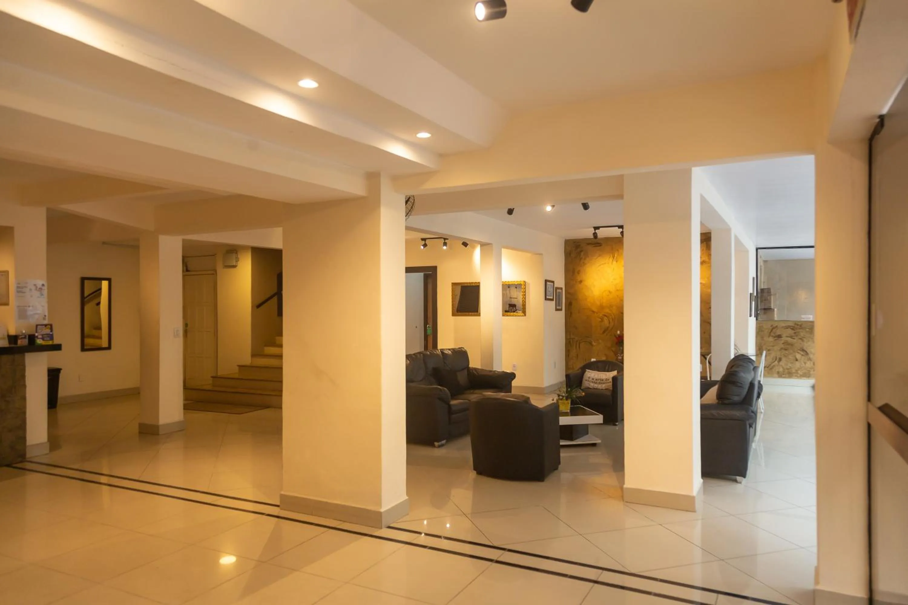 HANNA Balneário Hotel