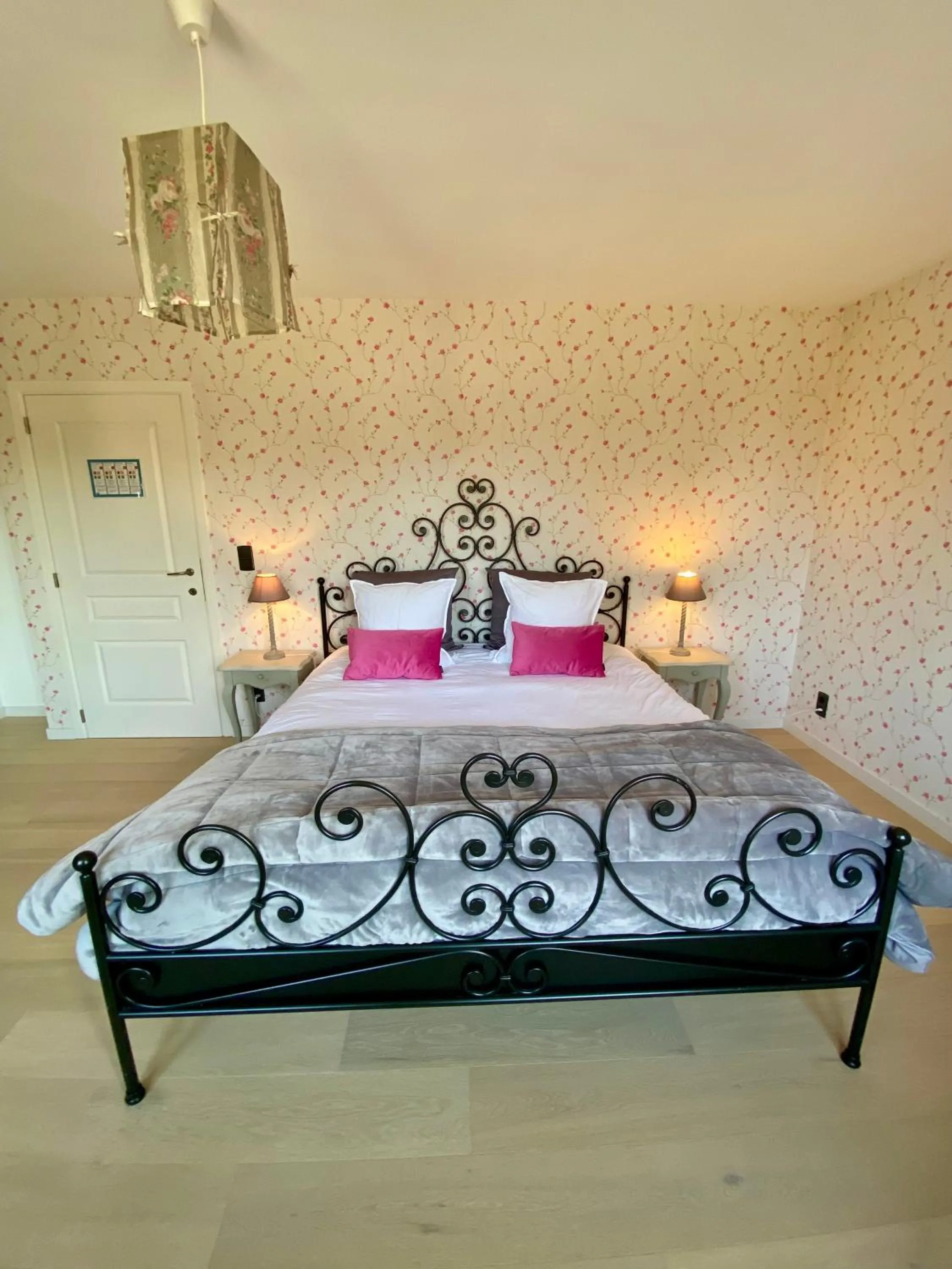 Bed in B&B Aline Florentine - adults only - Luxury B&B - Chambres d'Hôtes - Zimmer Frei