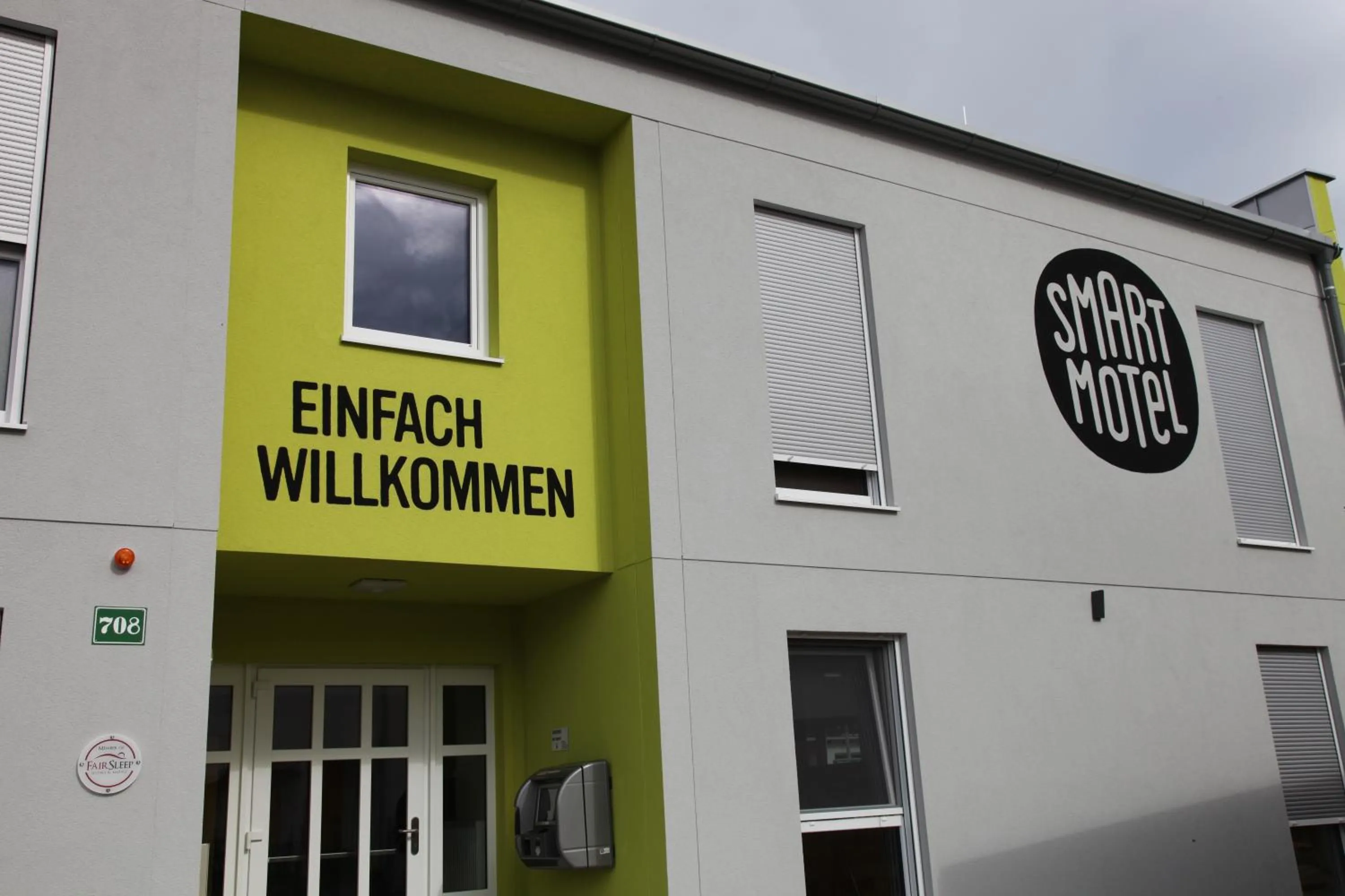 Facade/entrance in Smart Motel