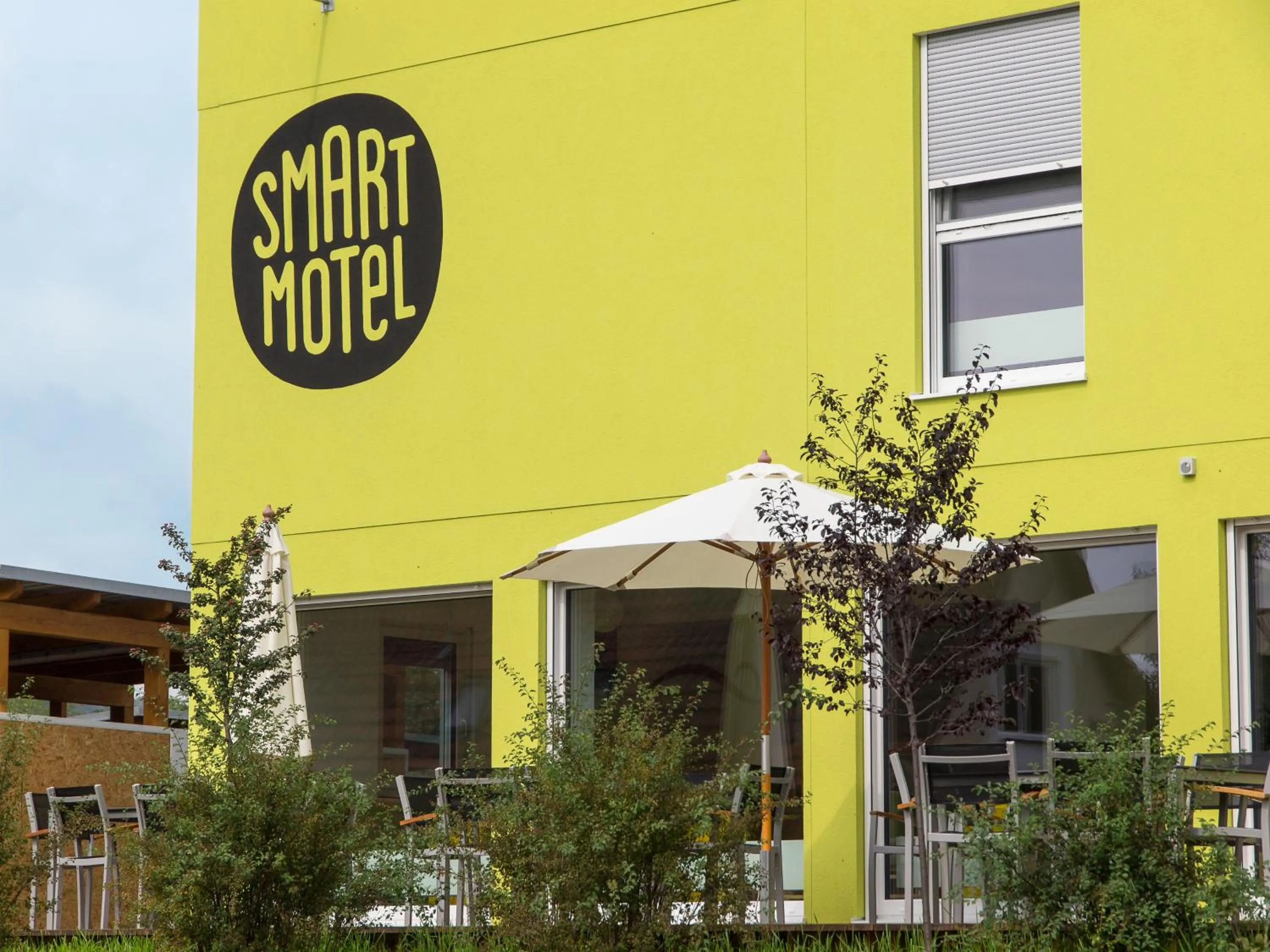 Facade/entrance in Smart Motel