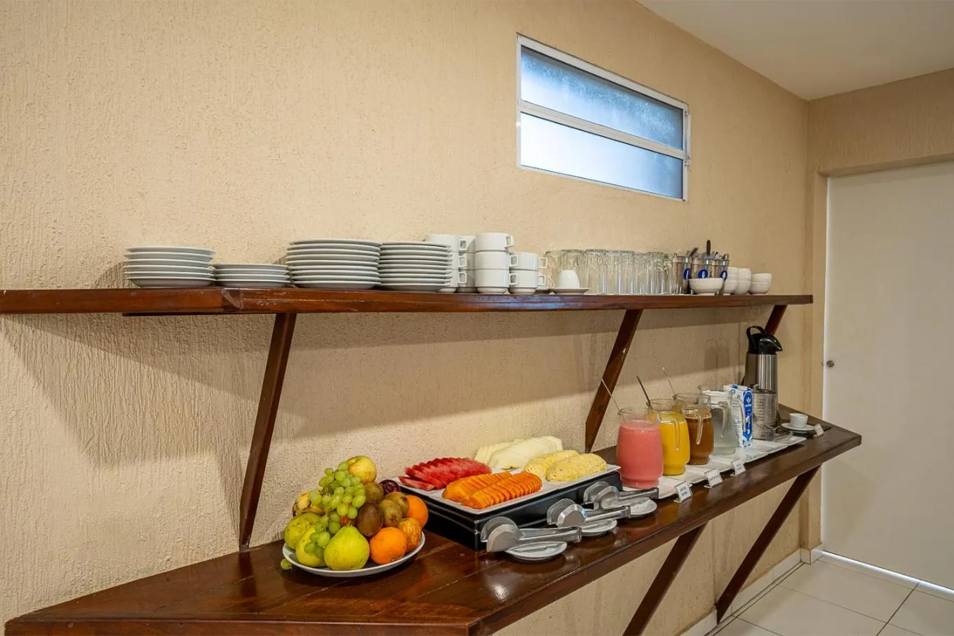 Breakfast in Pousada da Germana