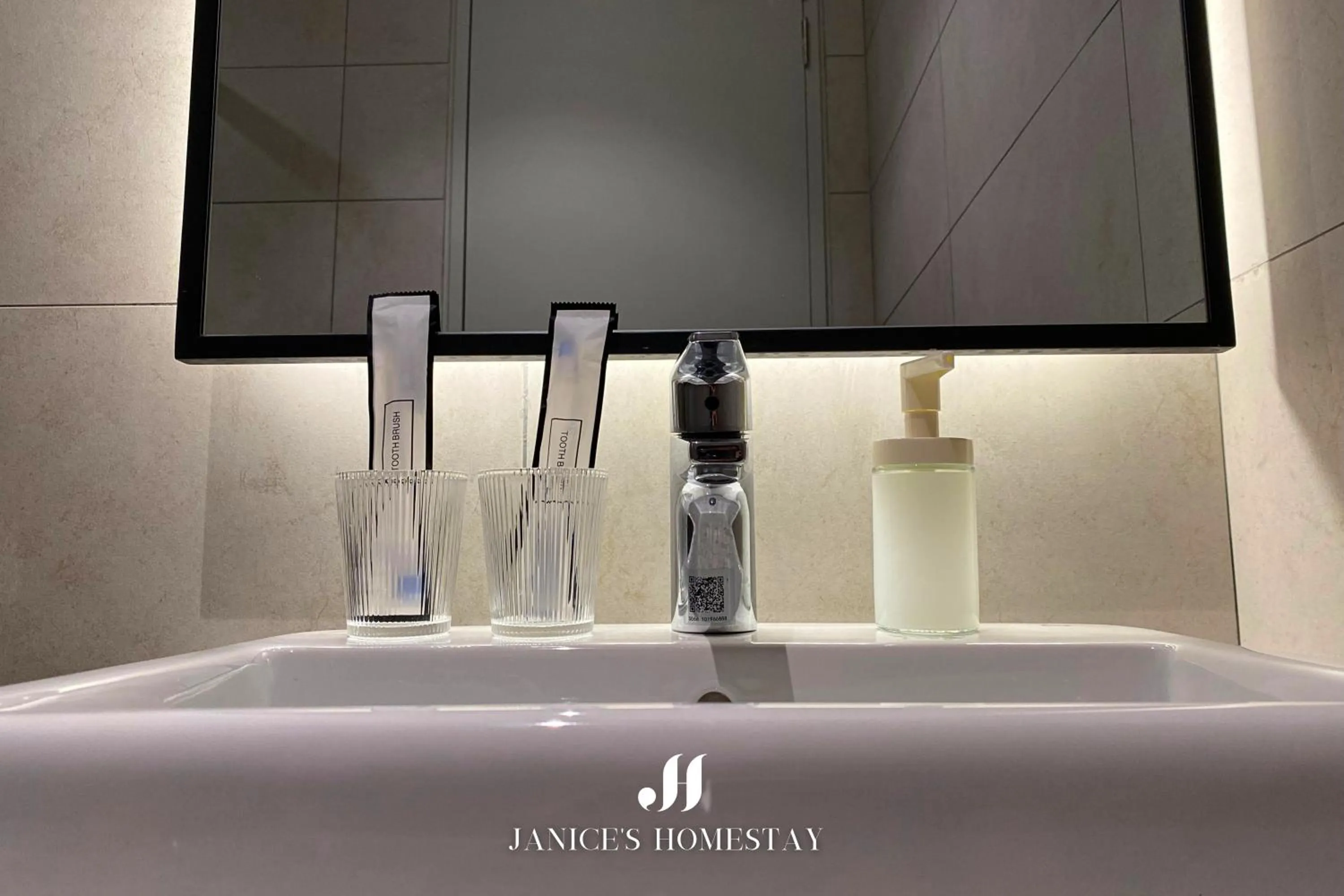 Bathroom in Axon Residences Bukit Bintang by Janice's Homestay