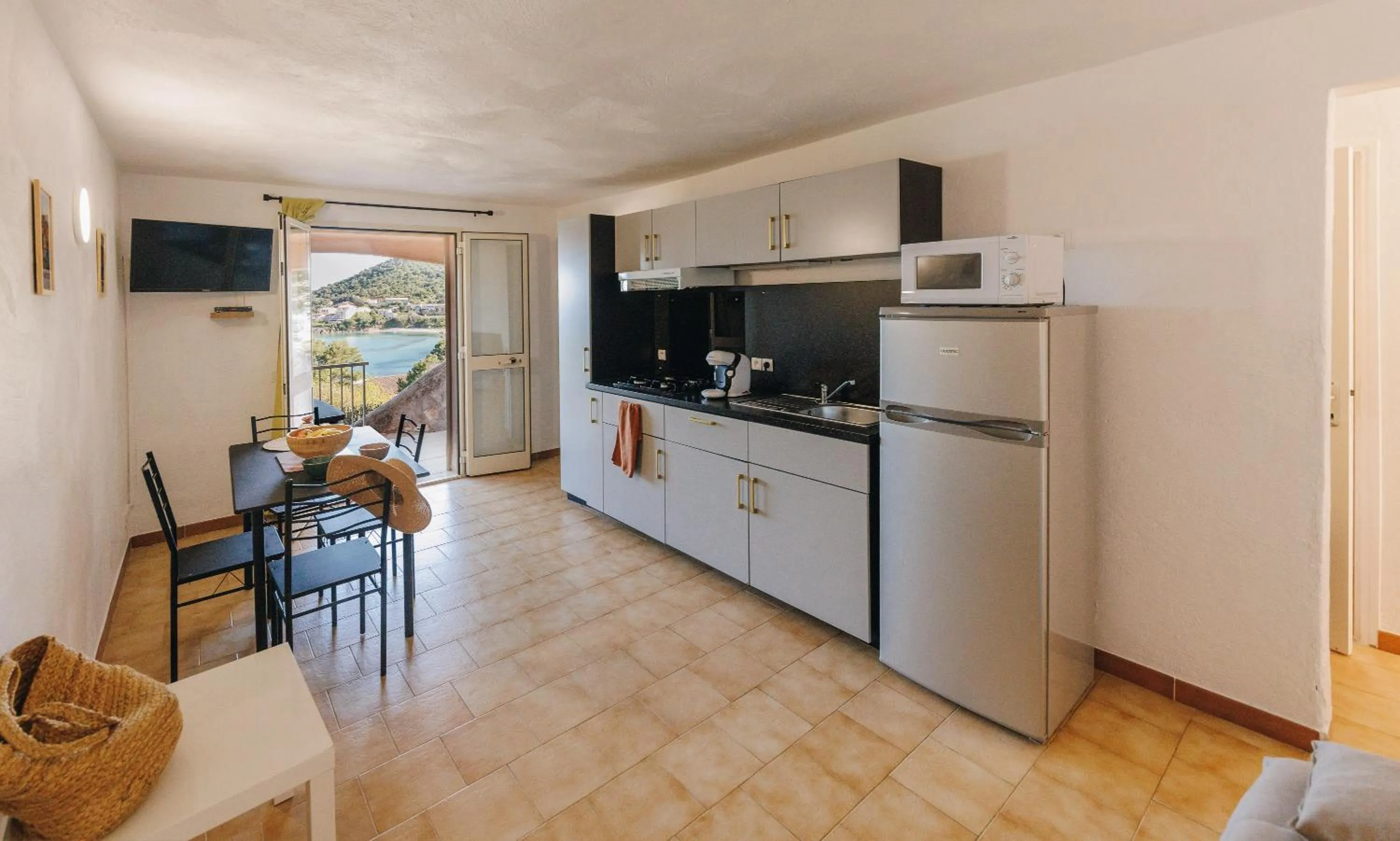 kitchen in Résidence le Télémaque