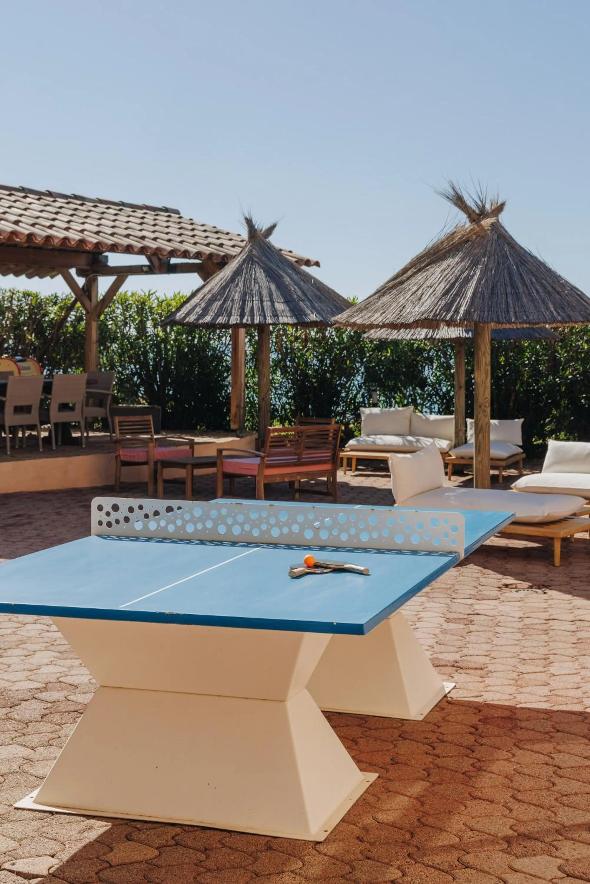 Table tennis in Résidence le Télémaque