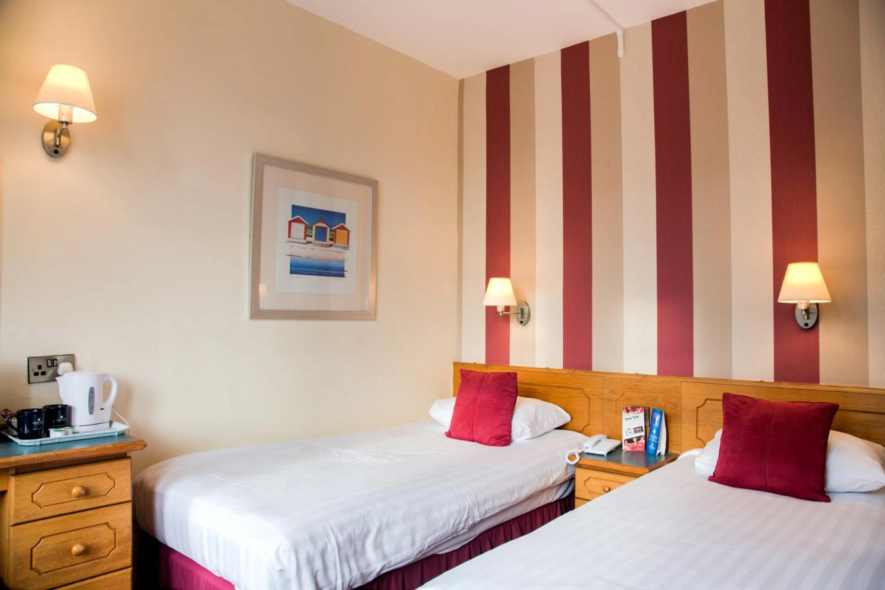 Coffee/tea facilities, Bed in Viking Hotel - Adults Only