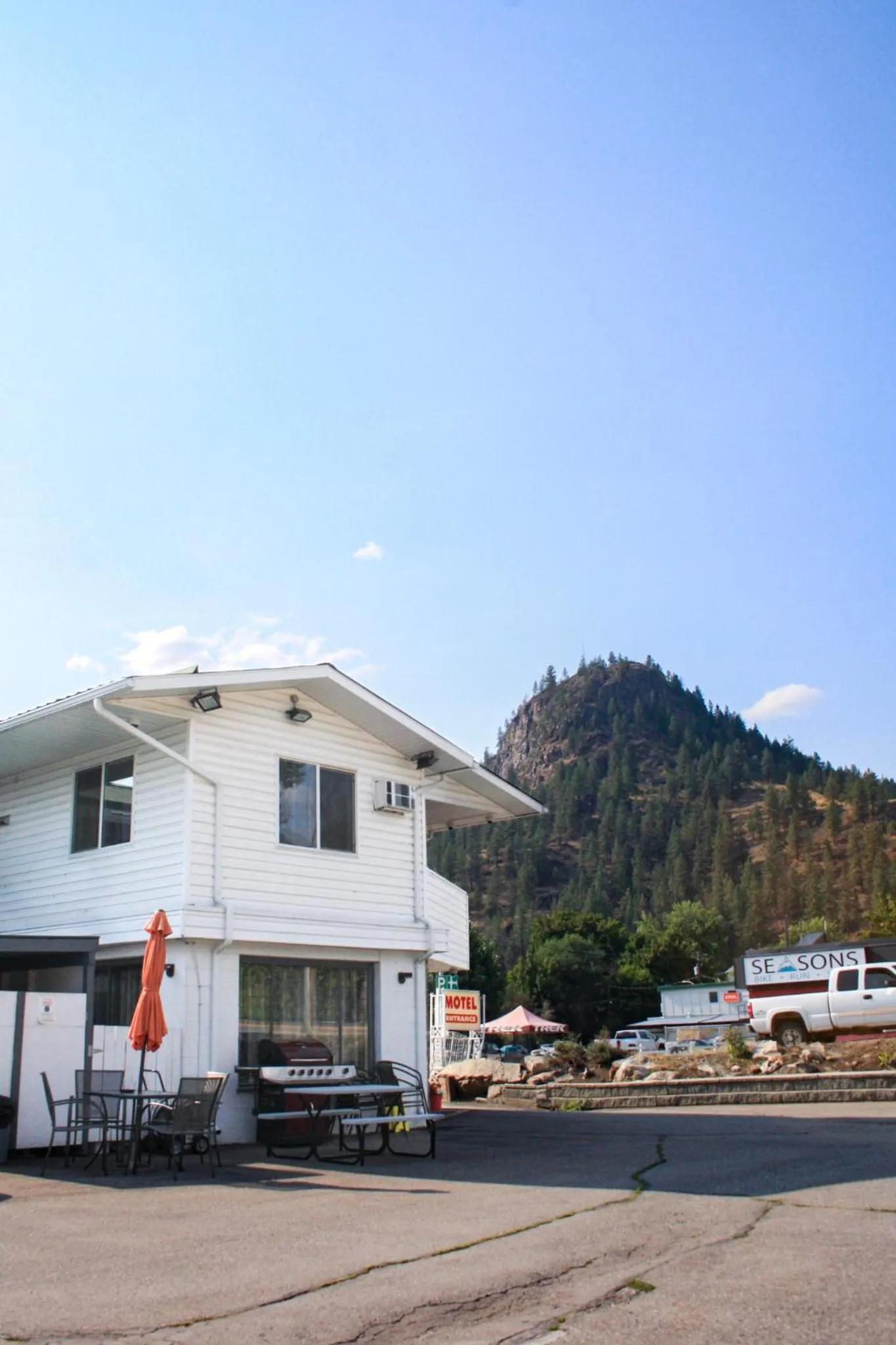 Property building in Granby River Inn & Suites