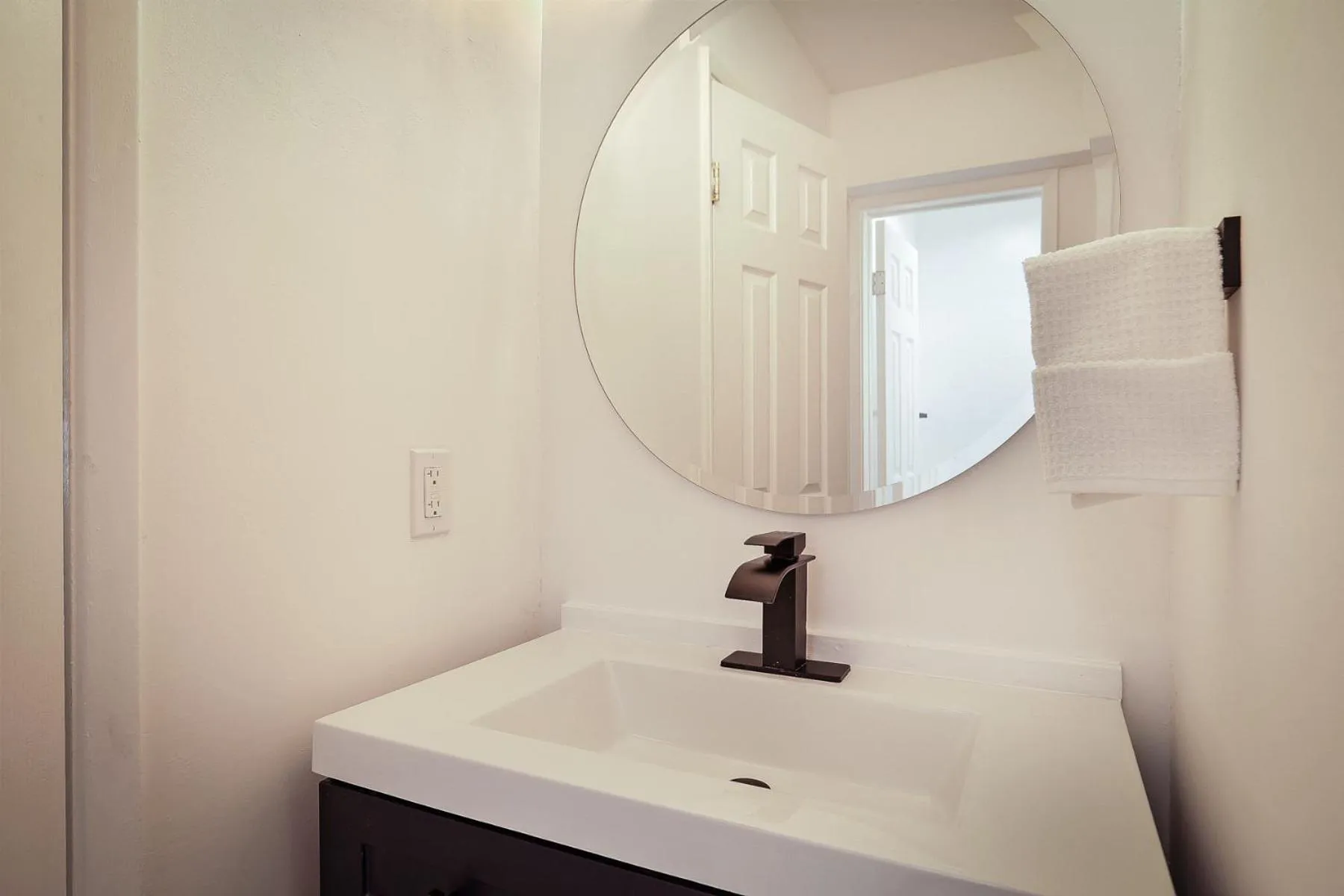 Bathroom in La Mer Suites