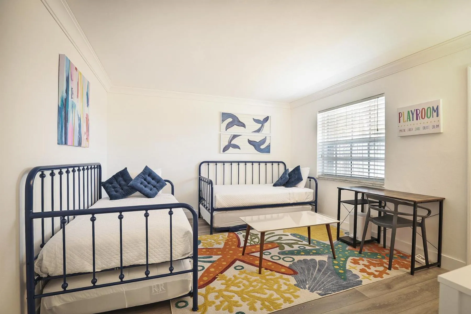 Bed in La Mer Suites