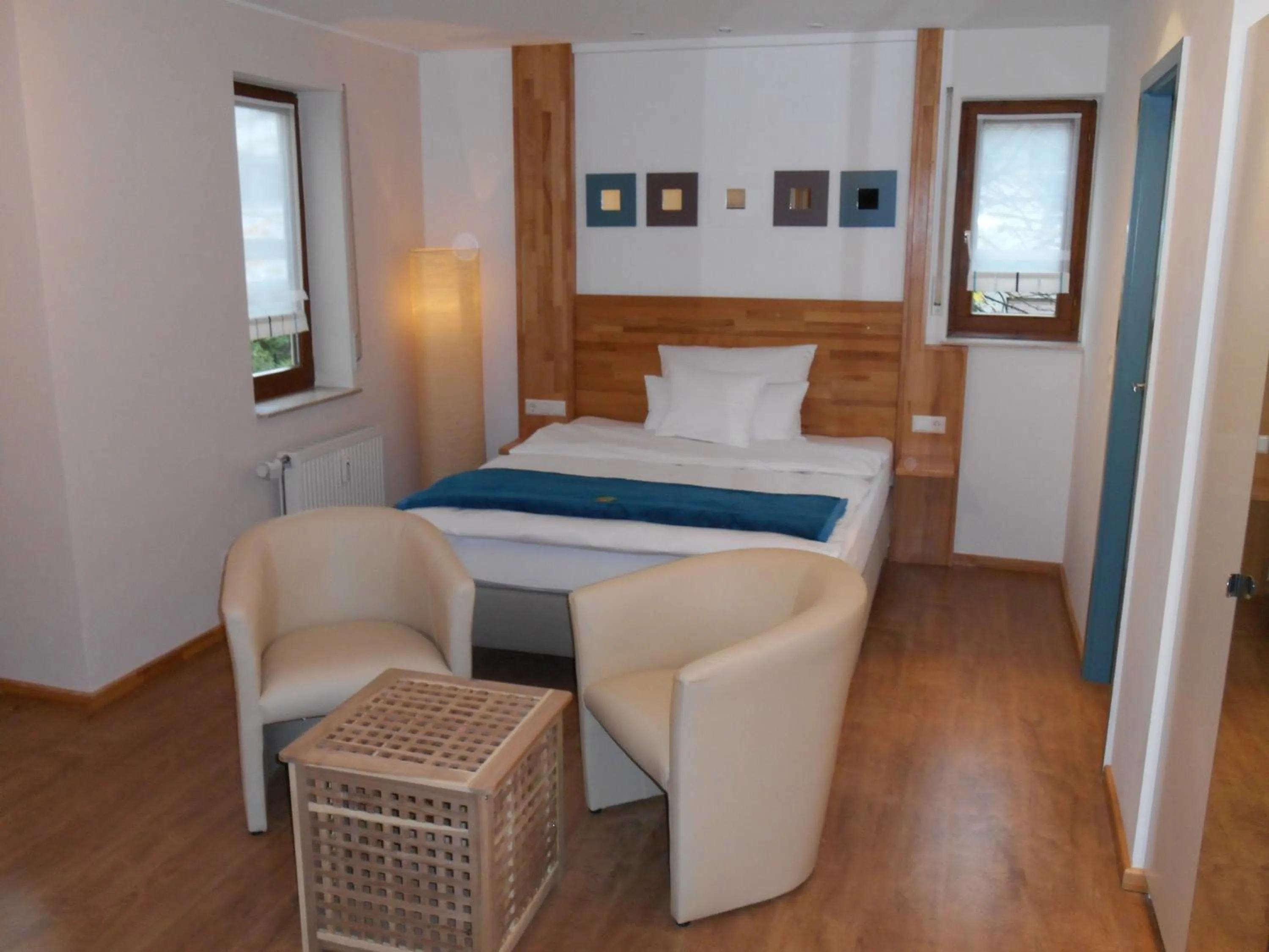 Day, Bed in Warum ins Hotel