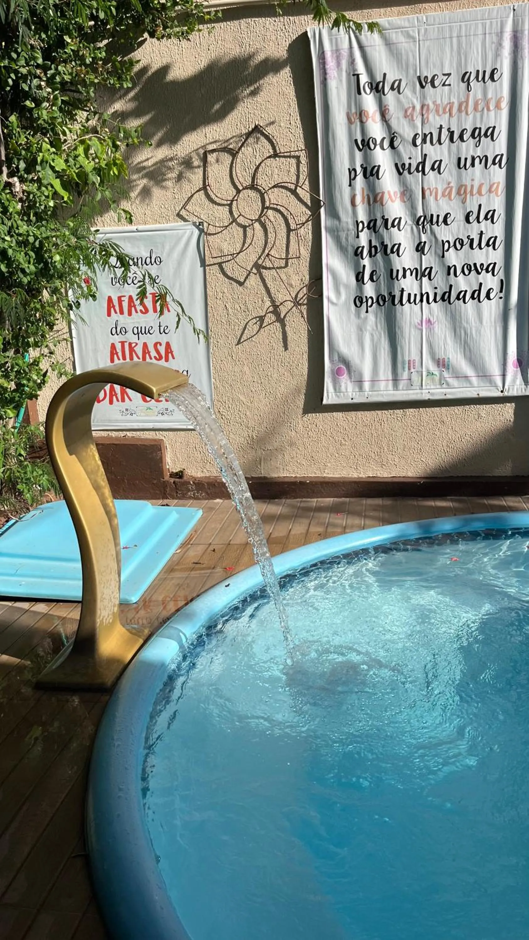 Swimming pool in Pousada Flor Dália