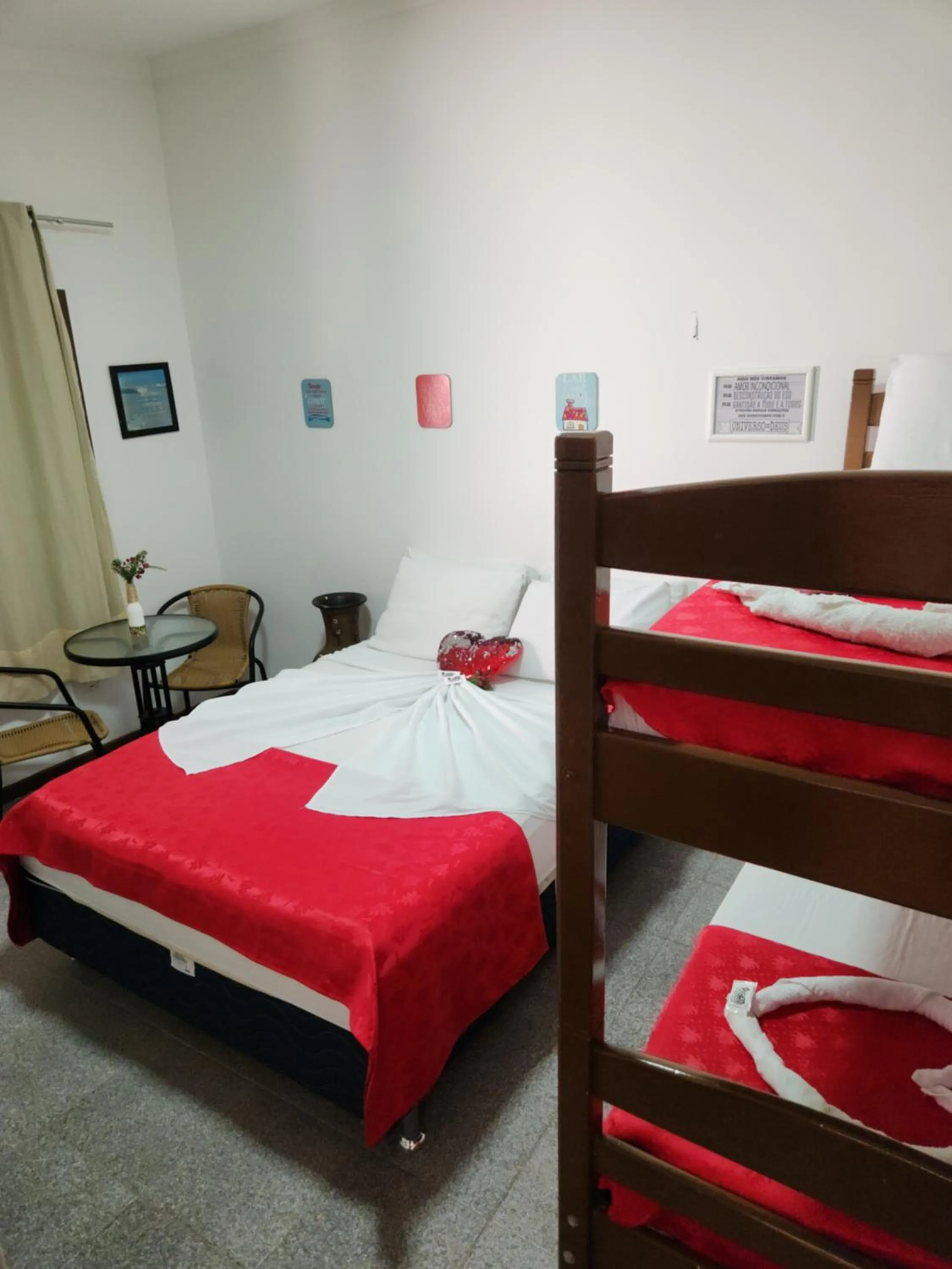 Photo of the whole room in Pousada Flor Dália