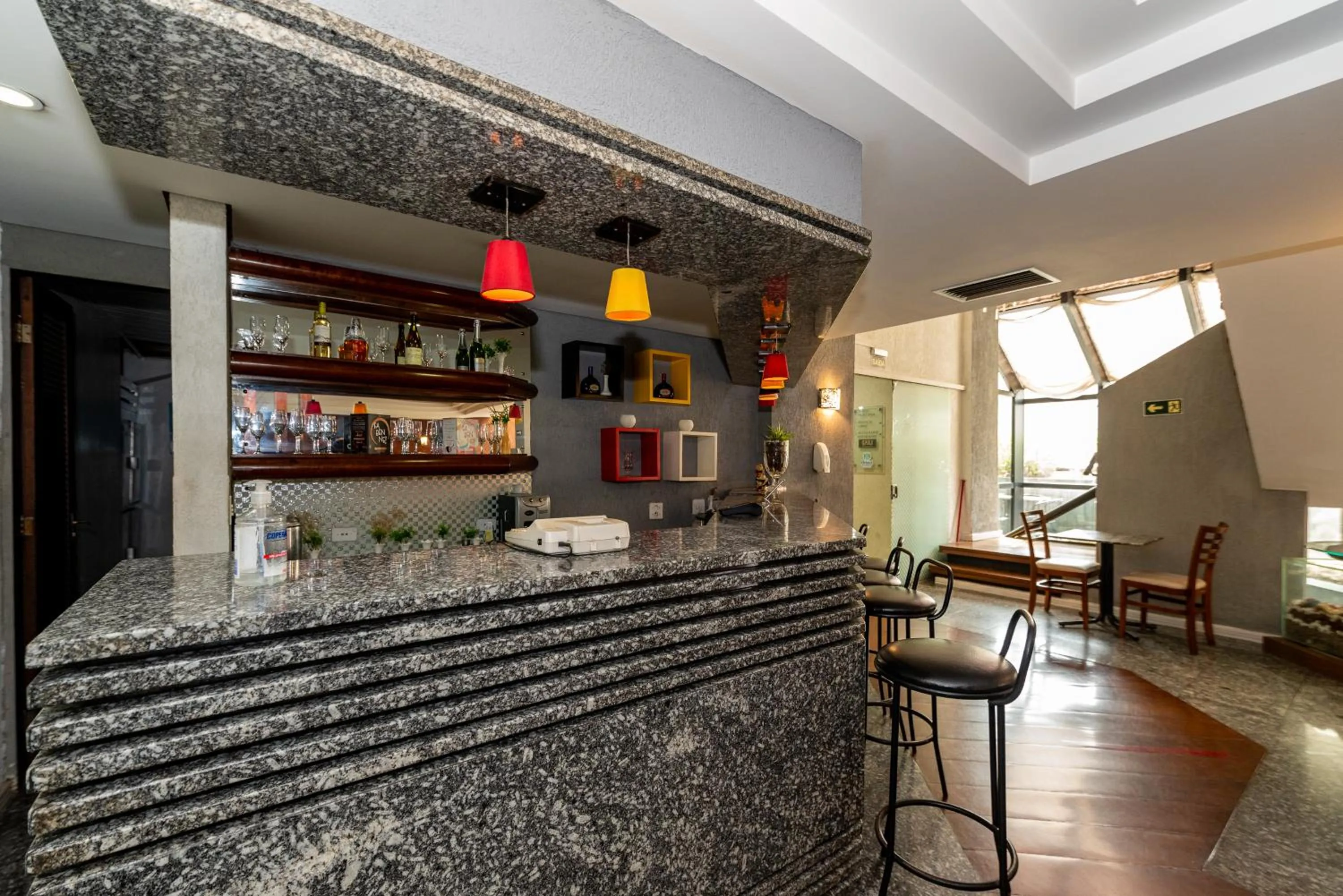 Lounge or bar in Metropolitan Flats