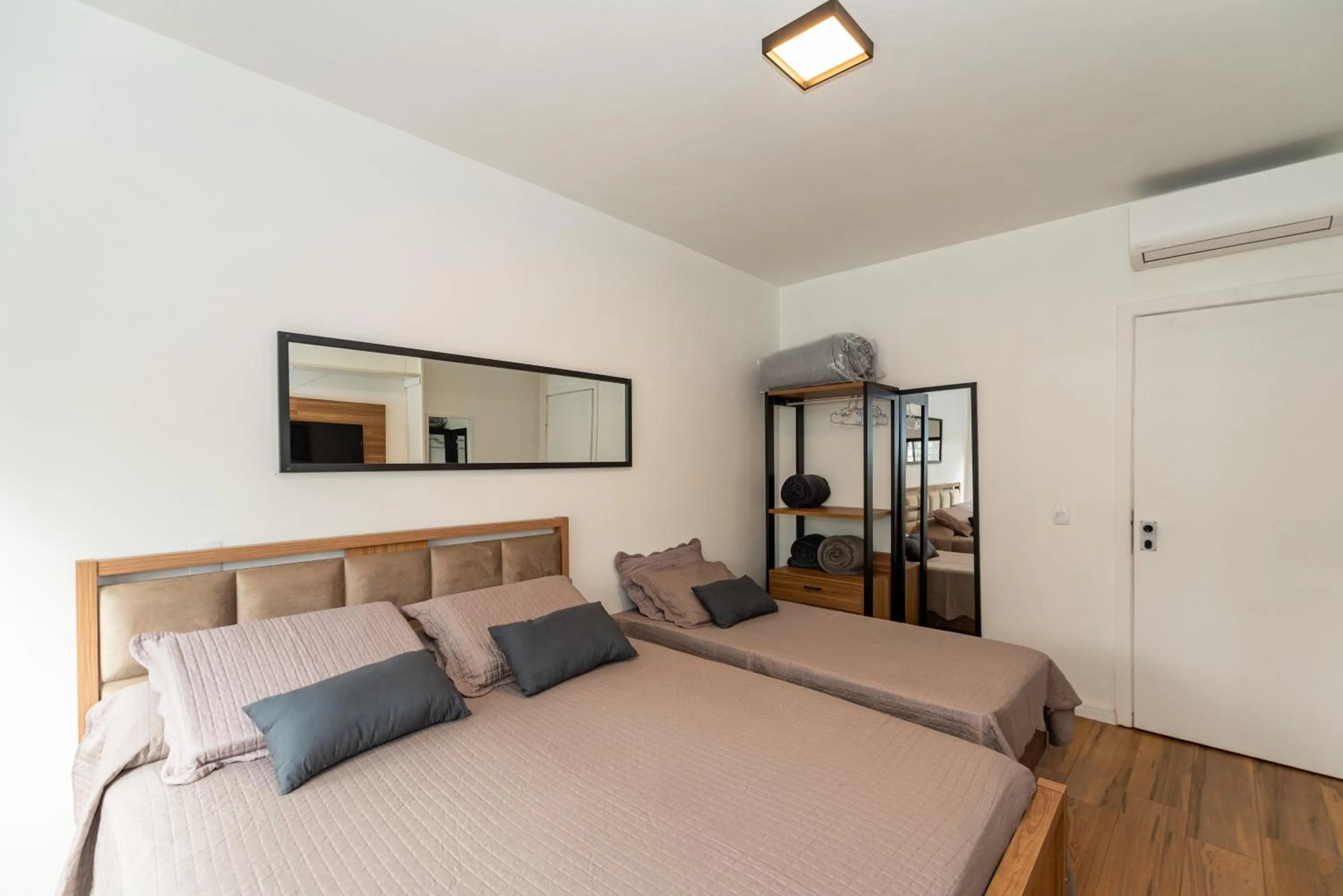 Bed in Metropolitan Flats