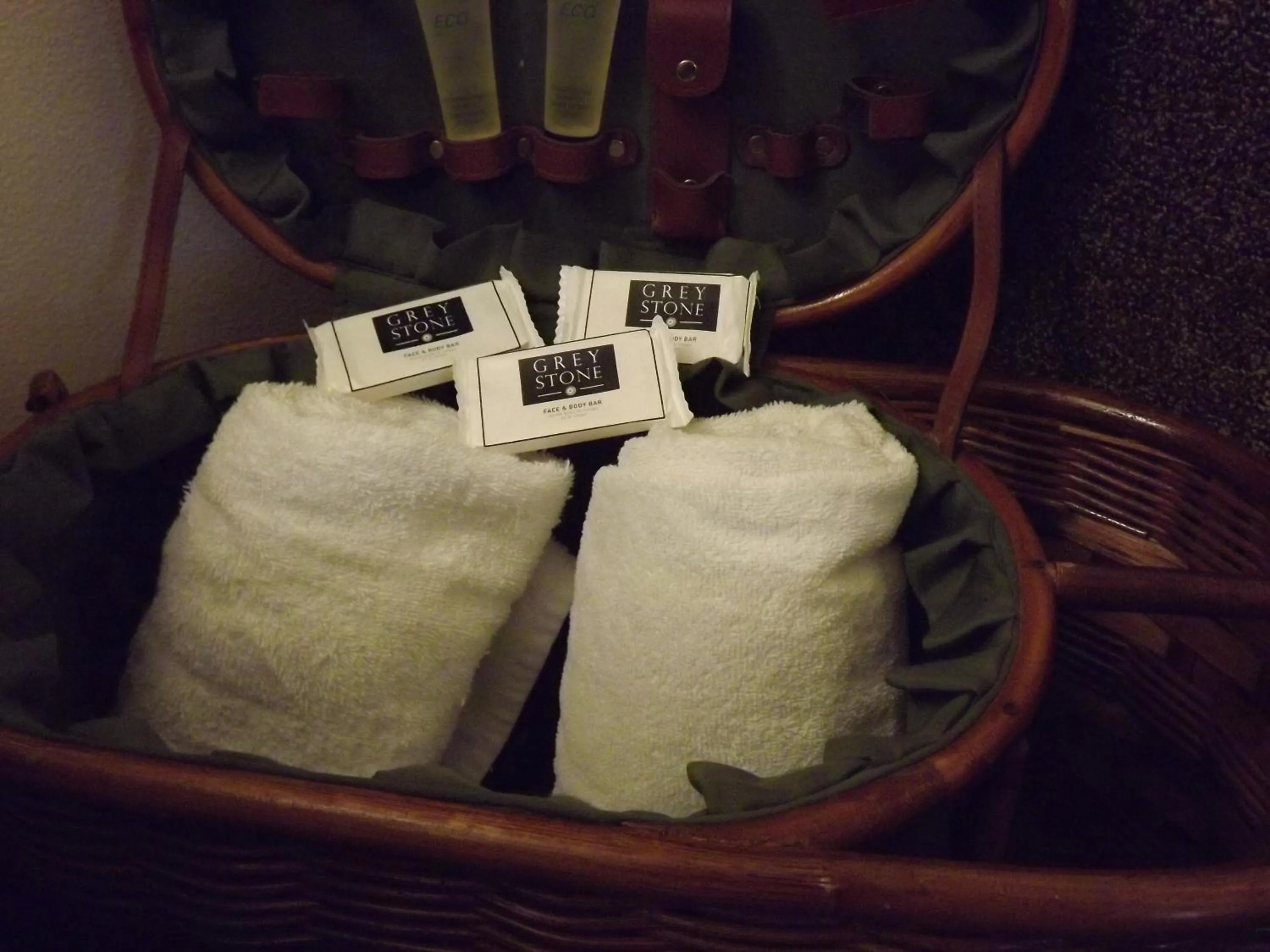 Decorative detail in Crest Country Inn