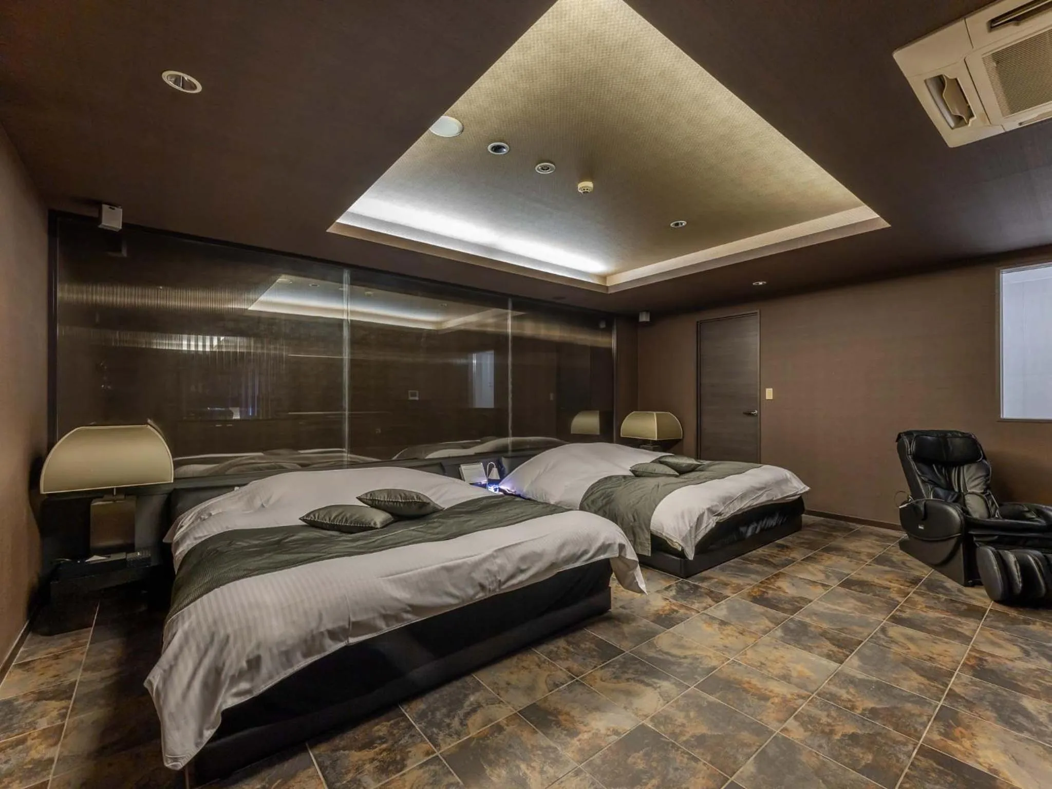 Bed in HOTEL felice Osaka -伊丹空港-
