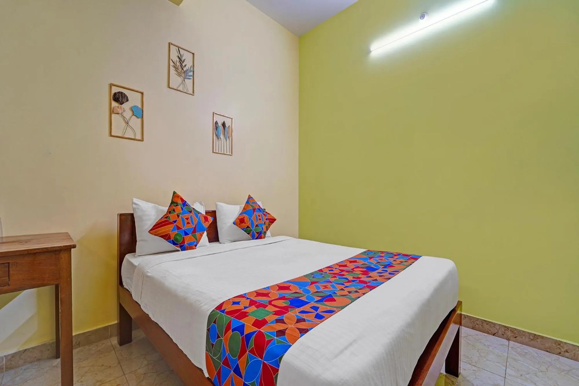 Bed in FabHotel Martine's Residency - French Colony, 5 Mins from Rock Beach