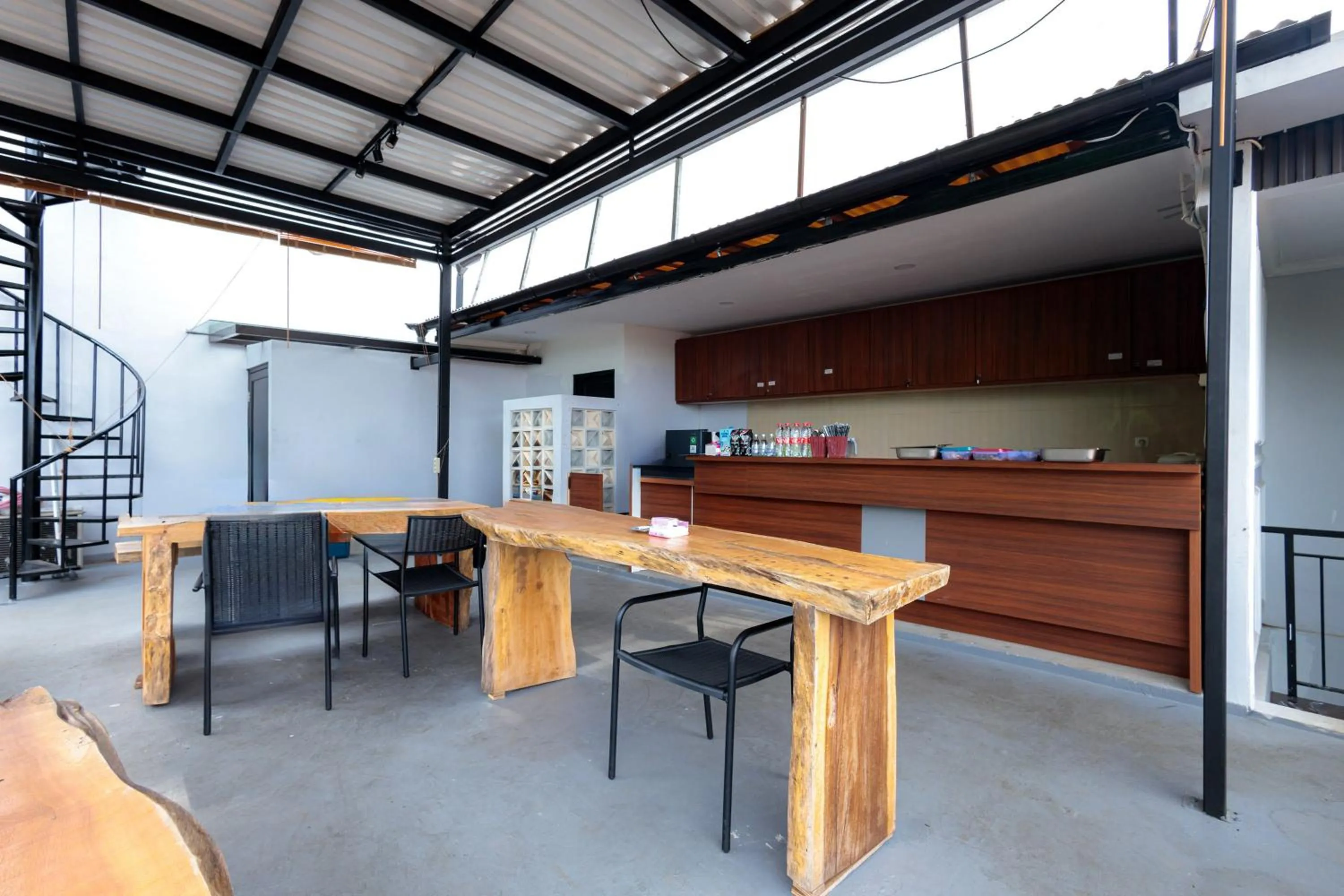 Seating area in D Twinz House Syariah Redpartner