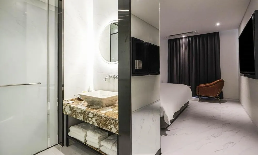 TV and multimedia, Bed in Incheon Guwol Hotel Bay 204