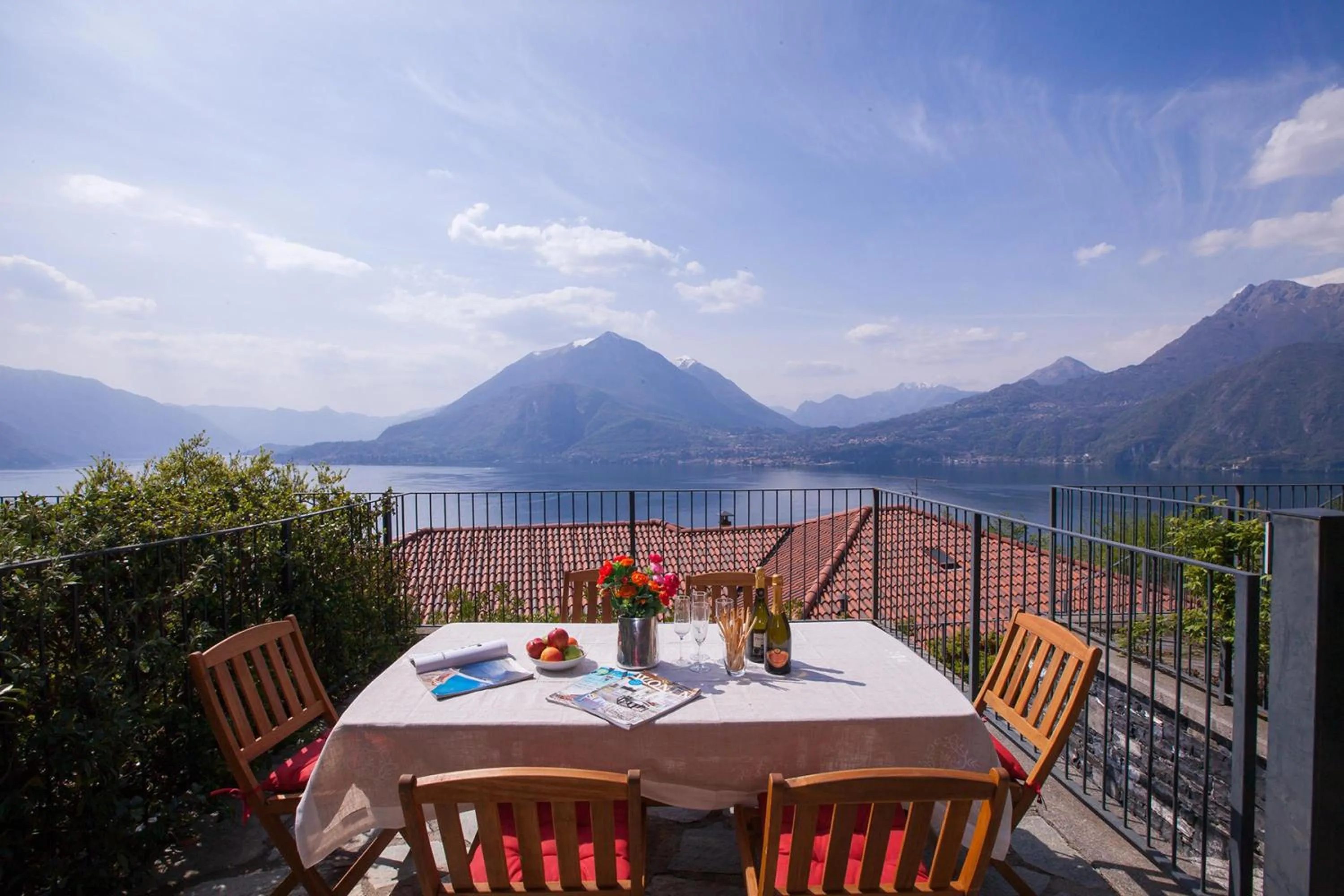 Vista d'Oro Apartments