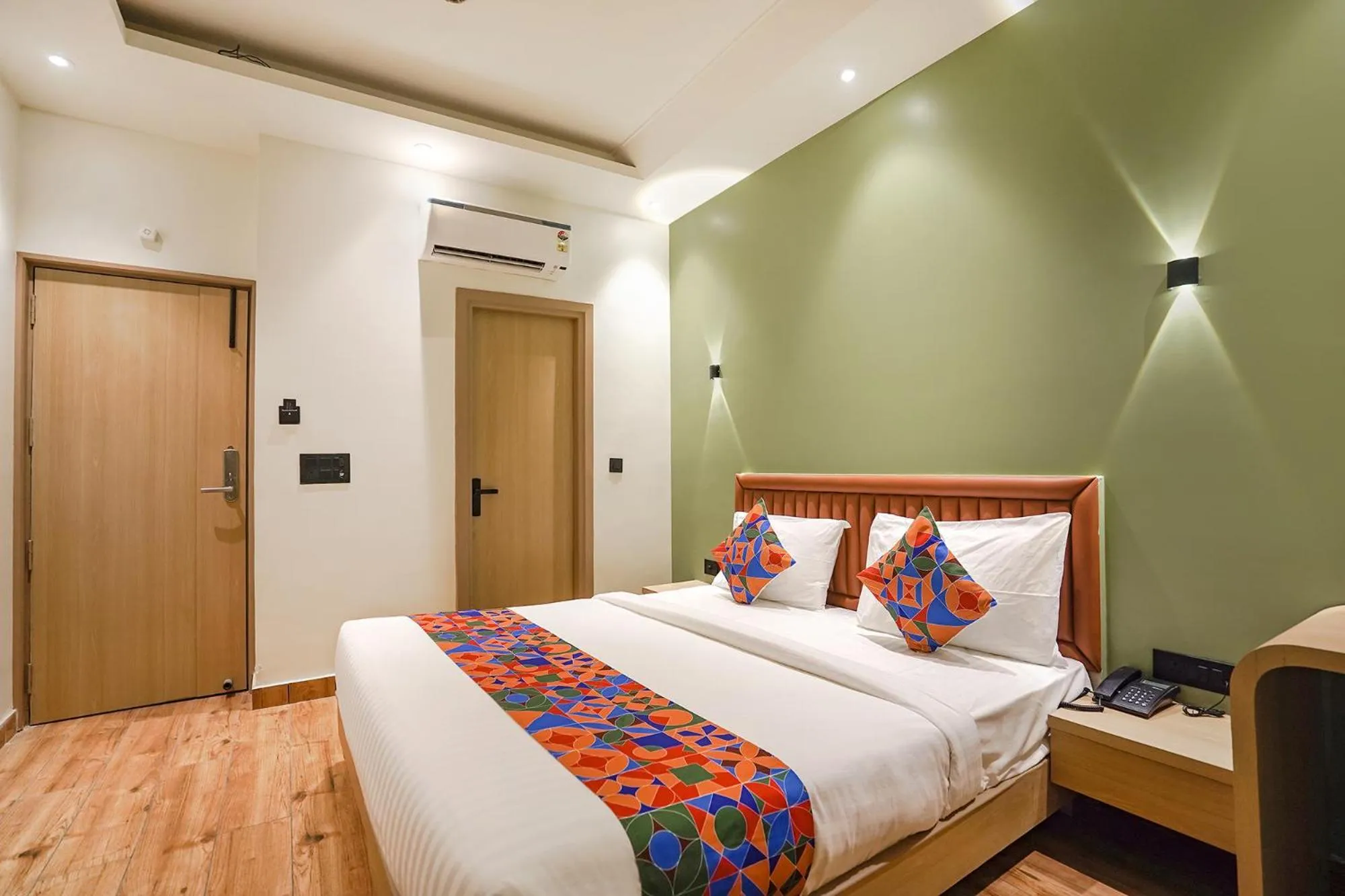 Bed in FabHotel Prime IP Indrapuram