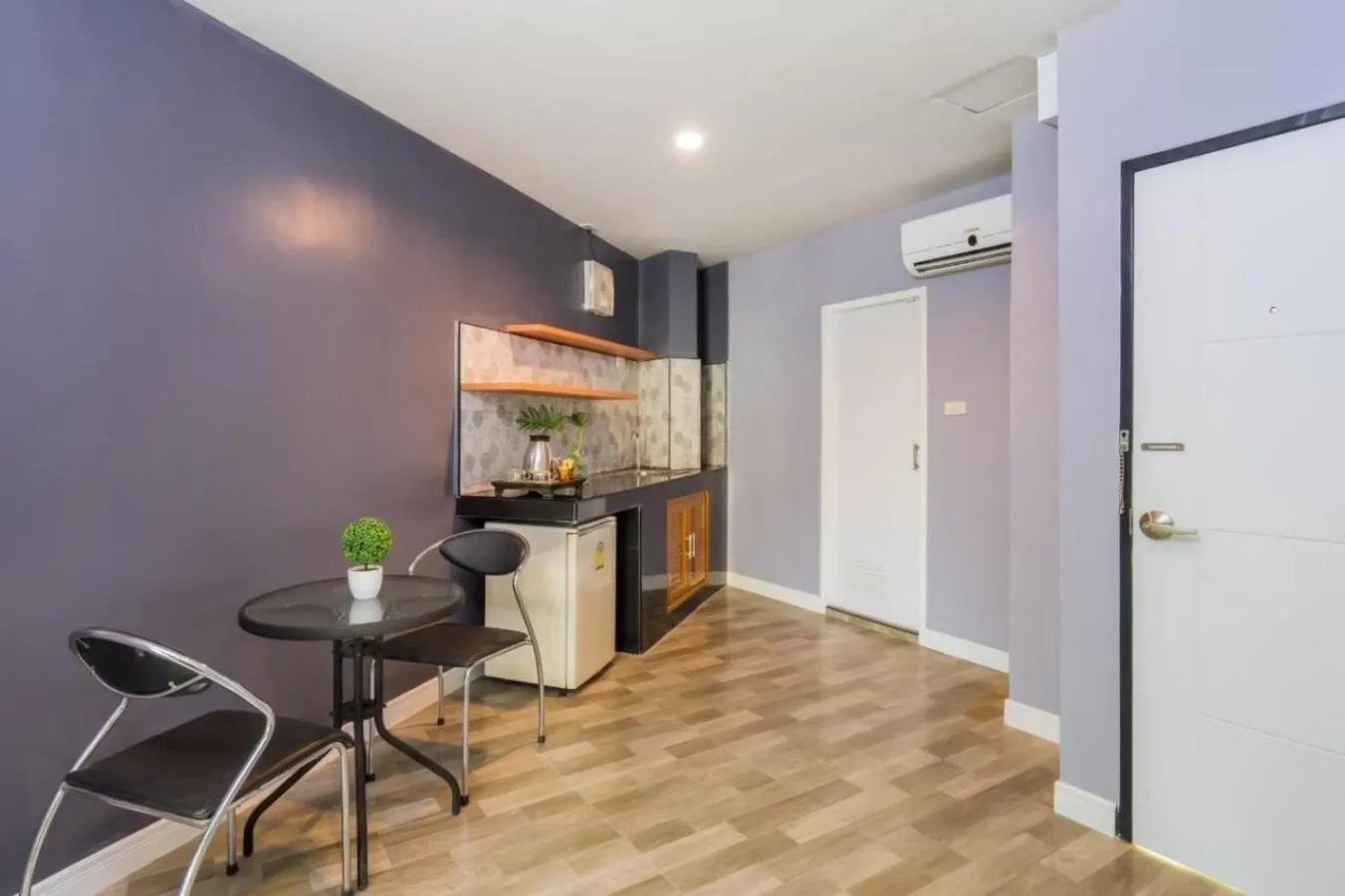 Kitchen or kitchenette in Metro Link Ratchada Hotel