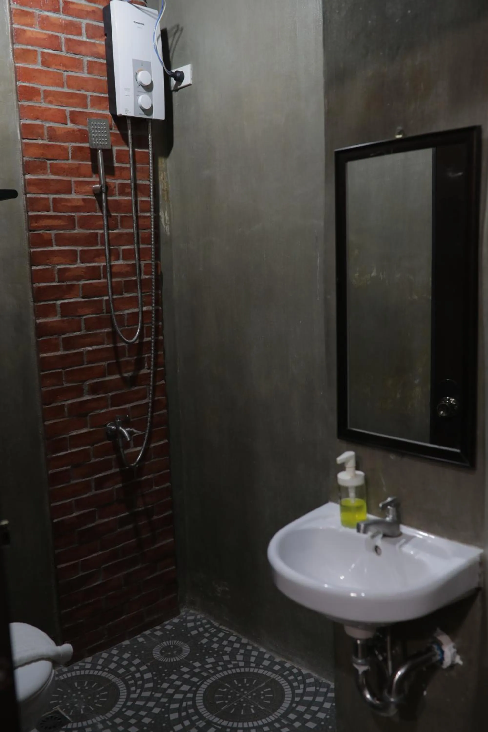 Bathroom in Cerca Hotel