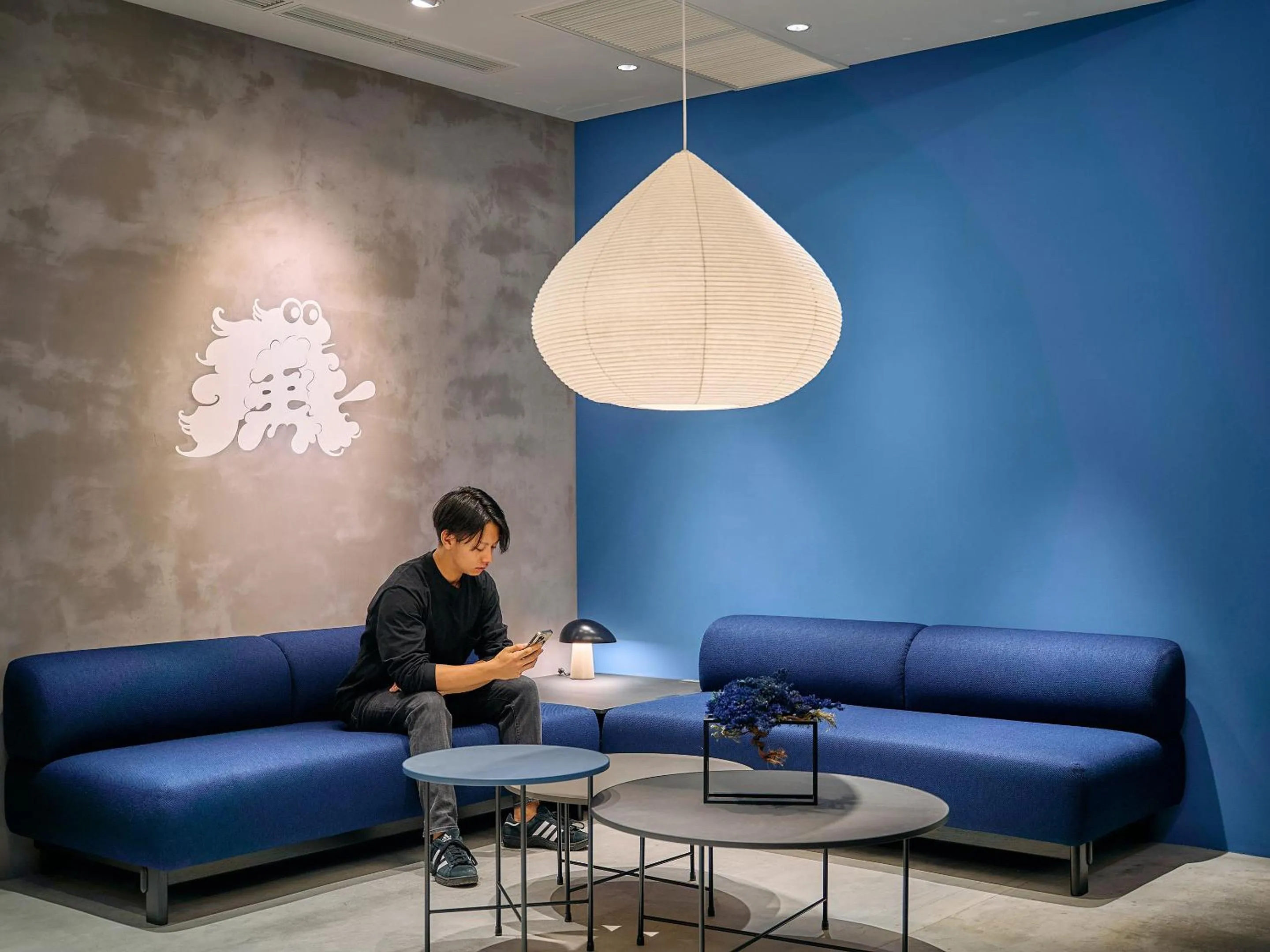 Communal lounge/ TV room in Hotel Plus Hostel TOKYO ASAKUSA 1